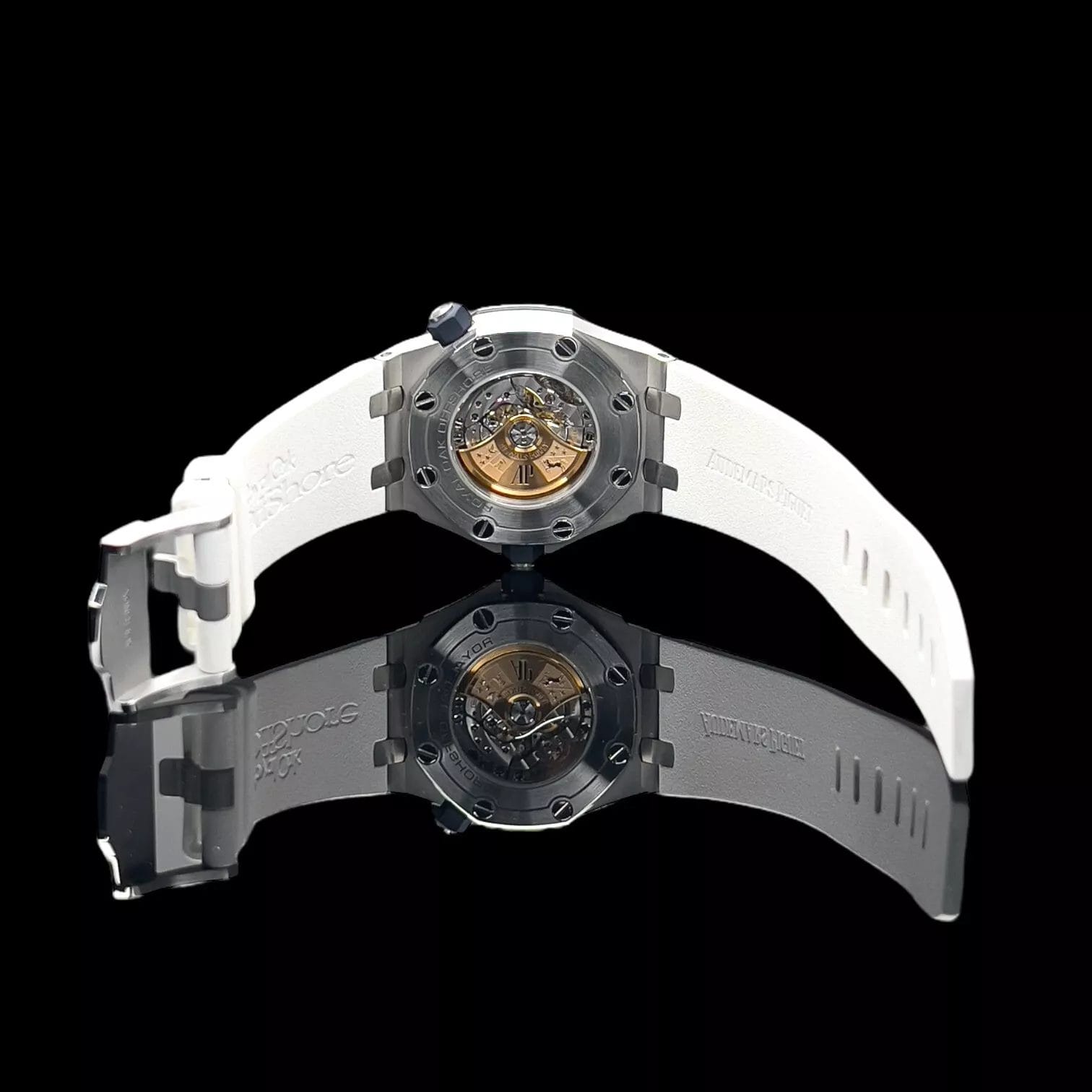 Audemars Piguet Royal Oak Offshore Diver White/Blue Accents Full Set 15710ST - Image 4