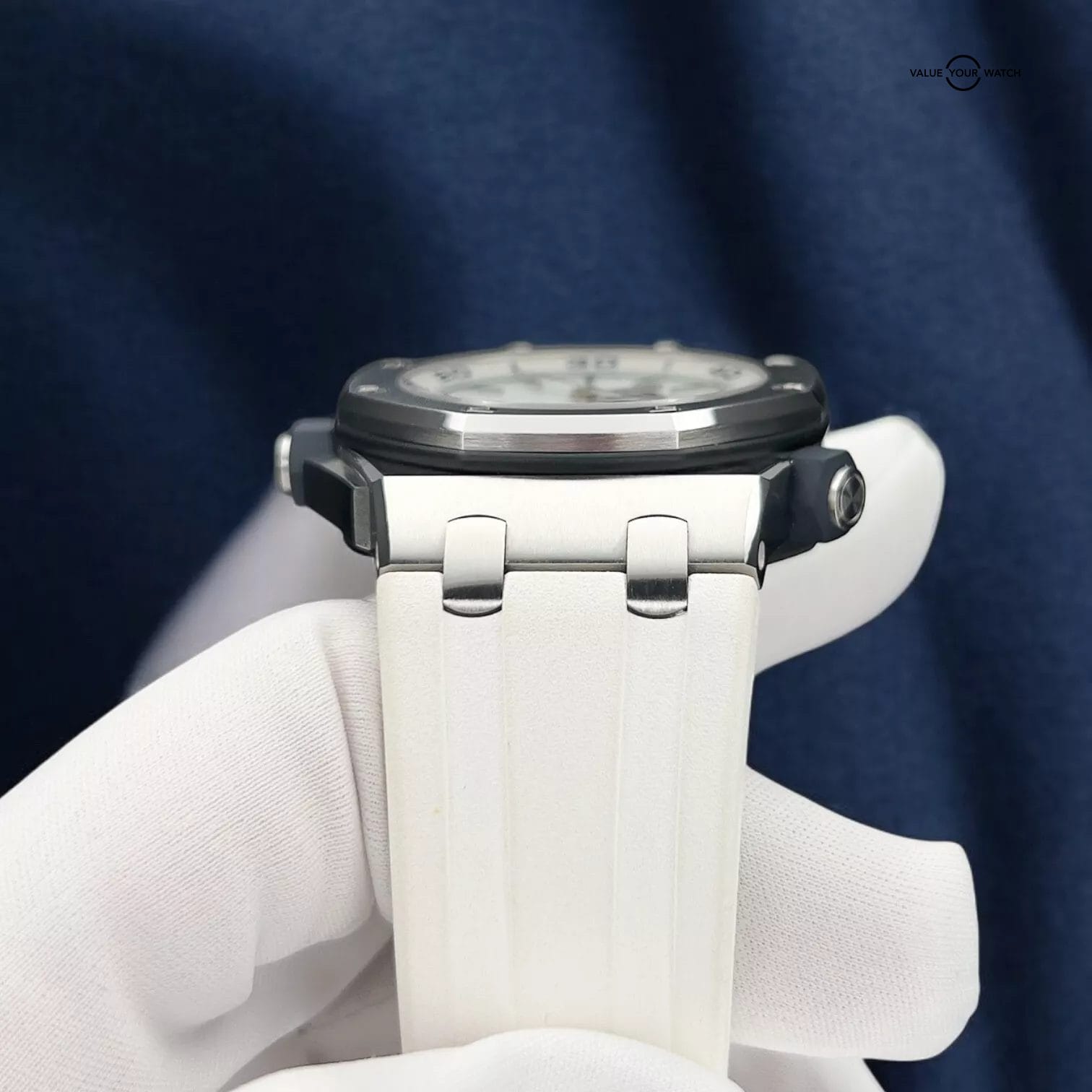 Audemars Piguet Royal Oak Offshore Diver White/Blue Accents Full Set 15710ST - Image 12