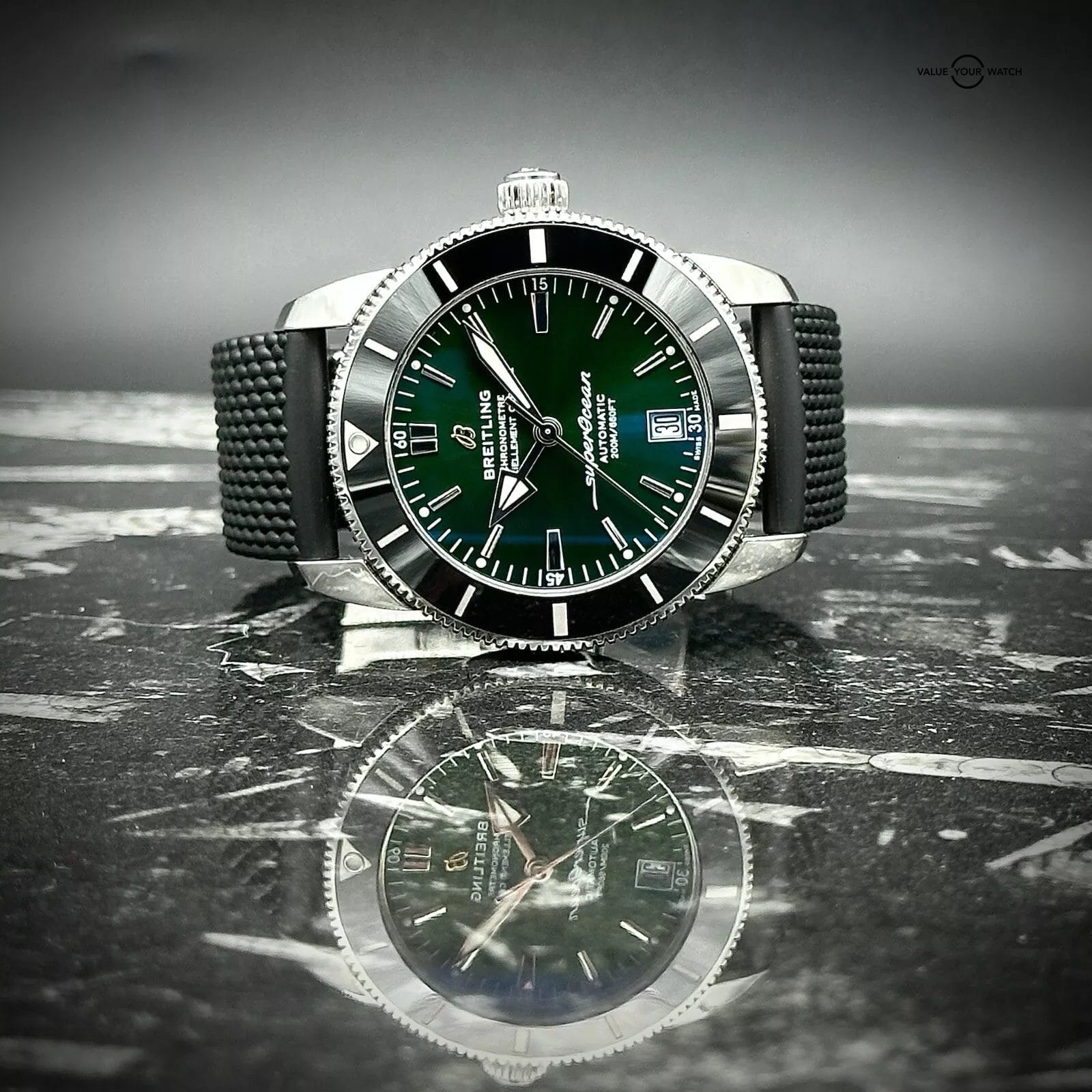 Breitling Super Ocean Heritage II AB2010 Green Dial Steel 42mm Complete Set - Image 5