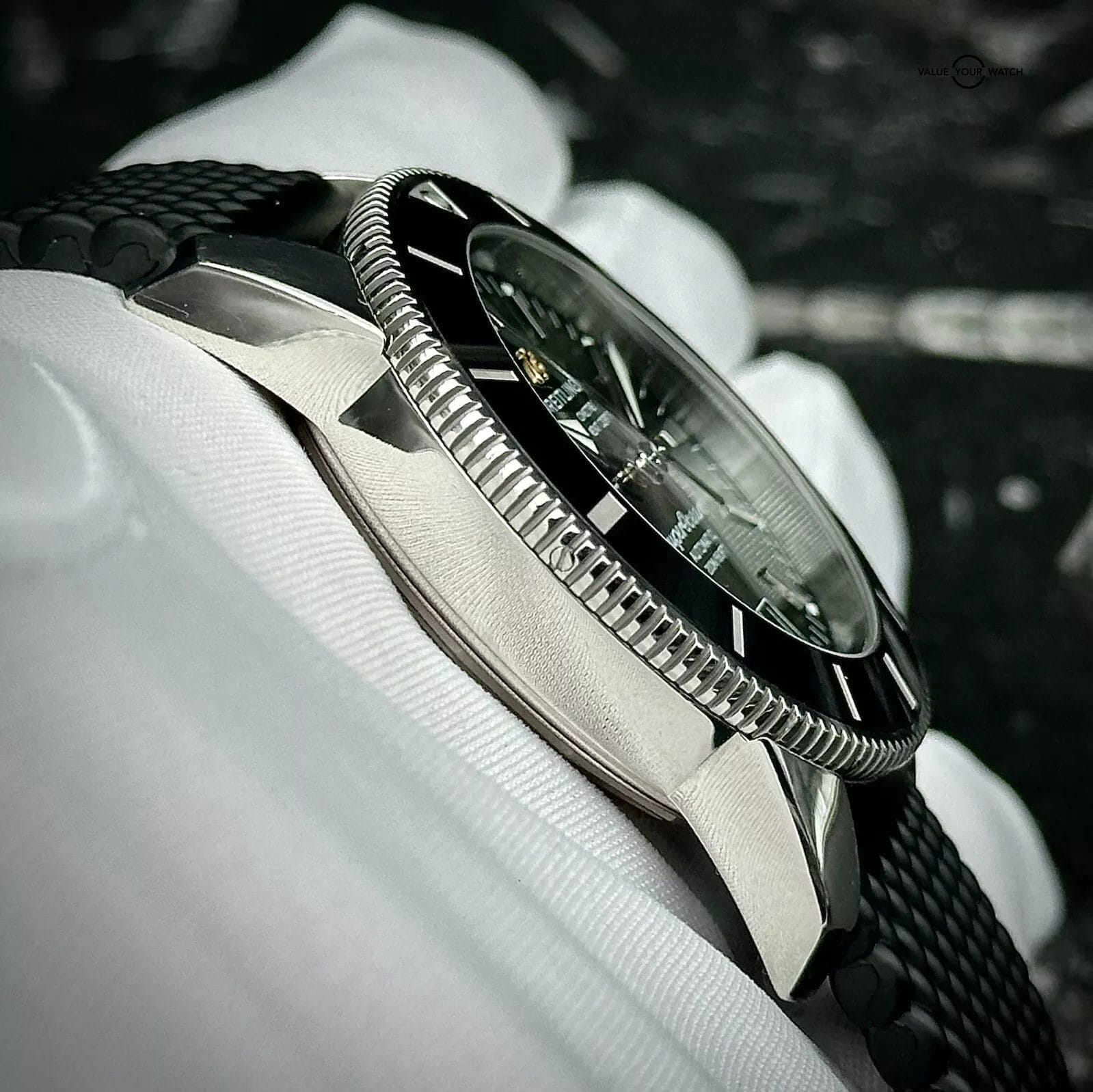 Breitling Super Ocean Heritage II AB2010 Green Dial Steel 42mm Complete Set - Image 9