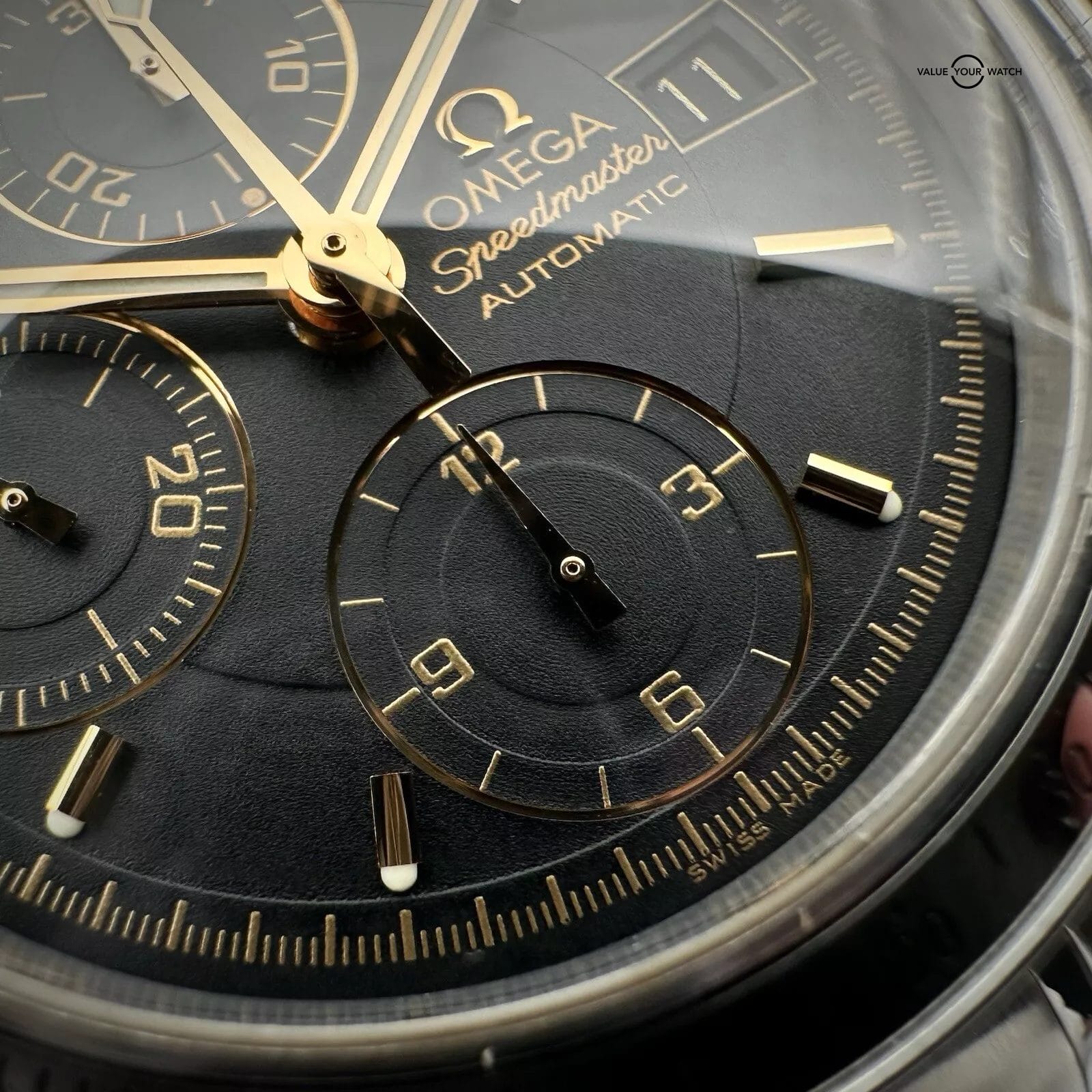 Omega Speedmaster Date 3513.54.00 Chronograph 39mm Black Dial Gold Accents - Image 4