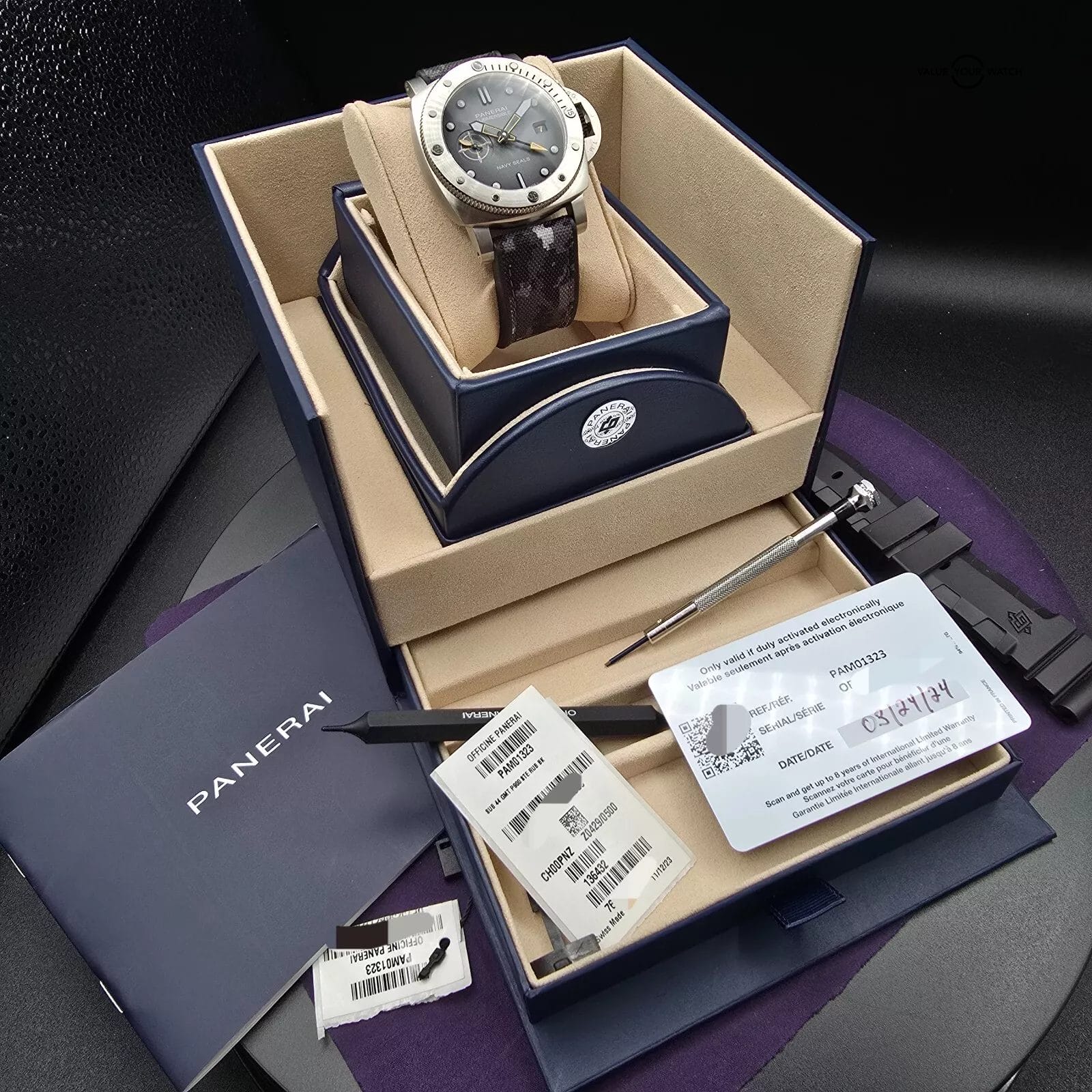 Panerai Submersible Navy Seals 300m WR, 42mm steel case PAM01323 Full set 2024! - Image 2
