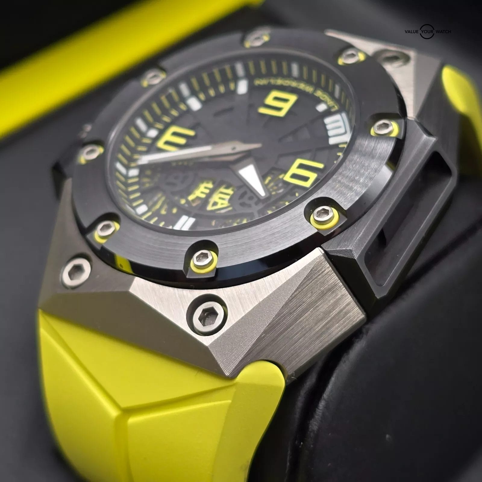 Linde Weredelin Oktopus II Double Date Titanium and Ceramic, 300m Full set! - Image 10