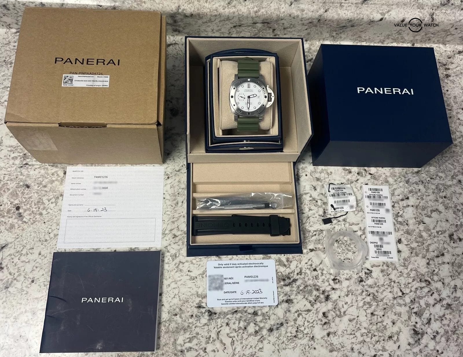 Panerai Luminor Submersible PAM01226 Quarantaquattro Bianco BOXES/PAPERS! - Image 5