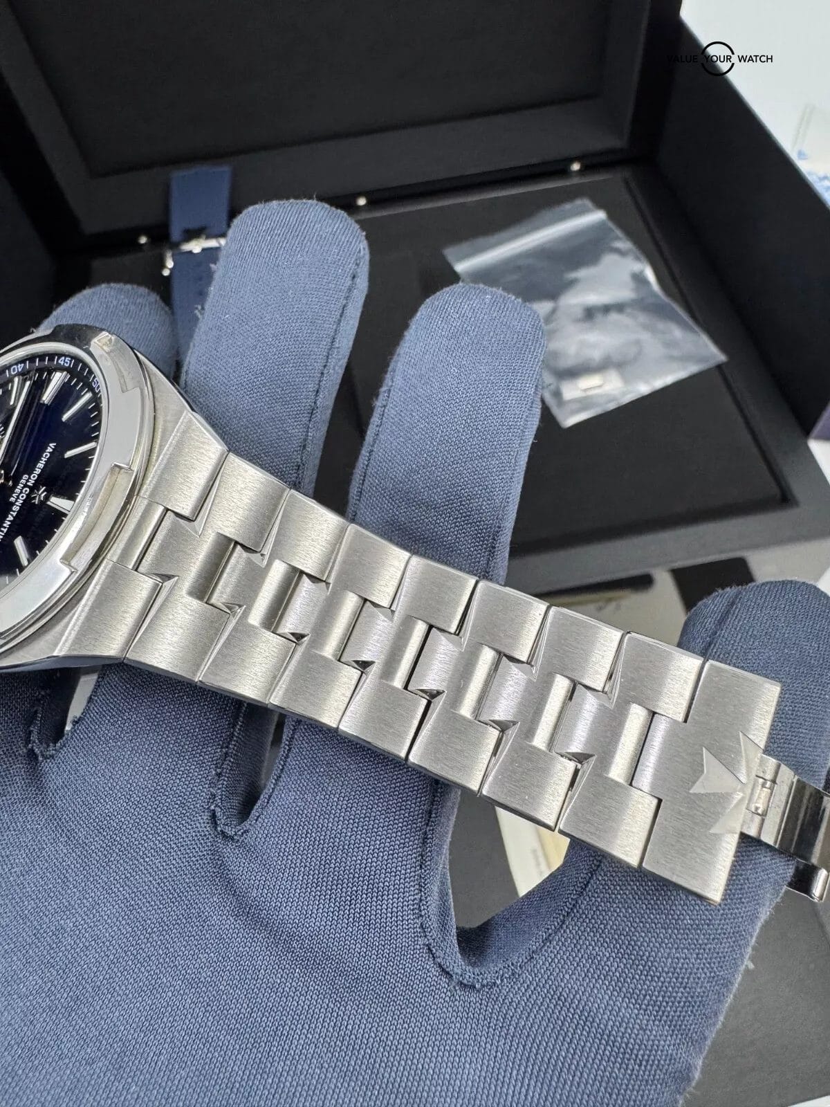 2019 Unpolished Box Papers Steel Blue Dial Overseas Tourbillon Rubber and Steel - Image 10