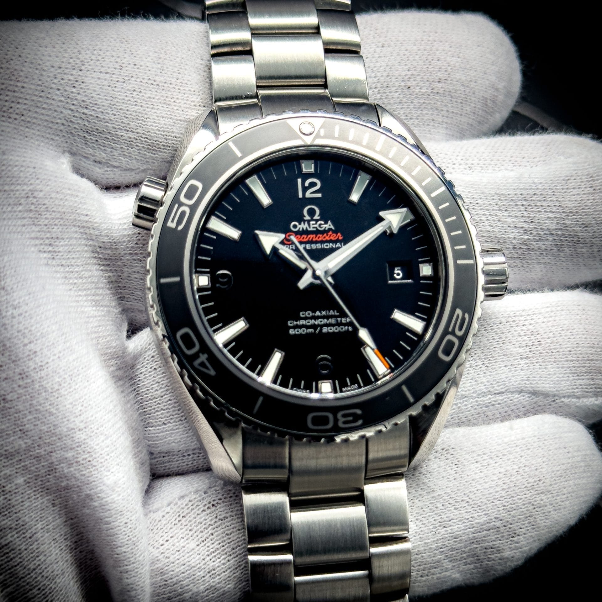 Omega Seamaster Planet Ocean 600M 45.5MM Black Dial Steel Bracelet - Image 5