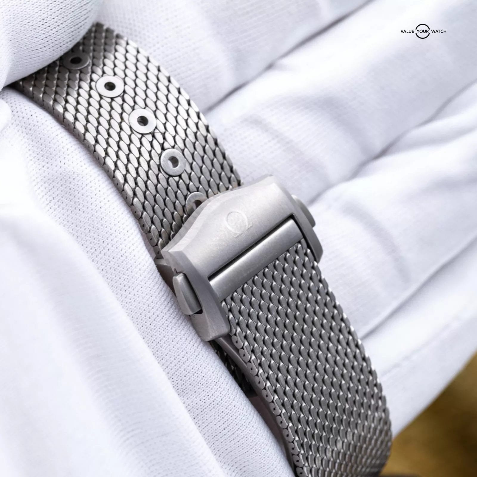 Omega Seamaster Diver 300M 007 Titanium NTTD Bond Watch 42mm - 2023 Full Set - Image 10