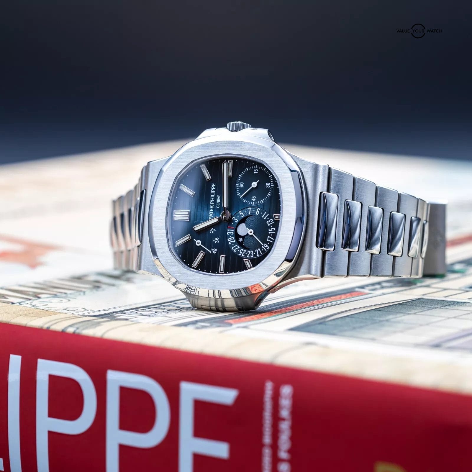 Patek Philippe Nautilus Moon Phase Stainless Steel 40mm 5712/1a - Complete Set - Image 6