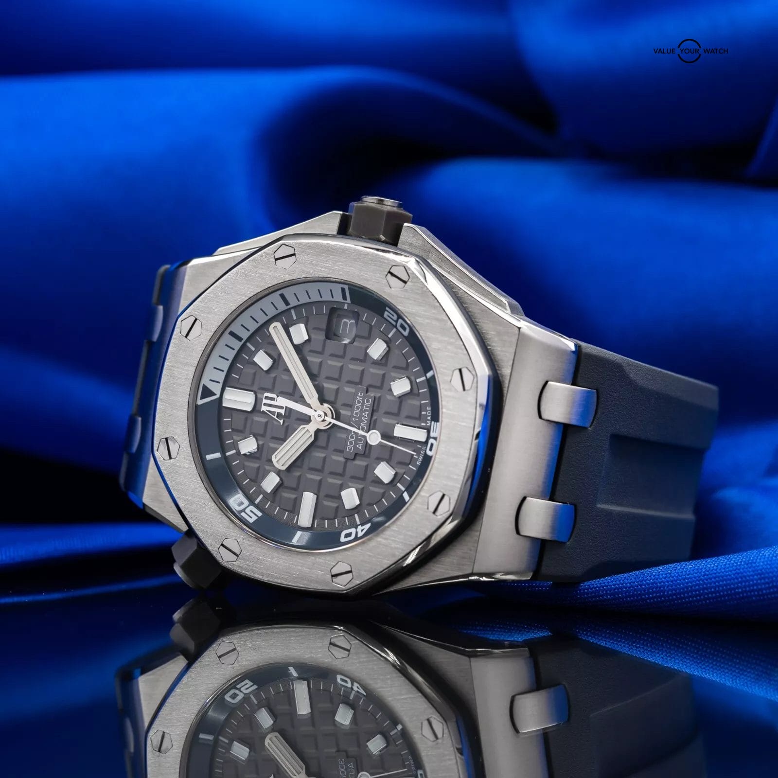 AUDEMARS PIGUET ROYAL OAK OFFSHORE DIVER 15720ST GREY DIAL Box & Papers - Image 3