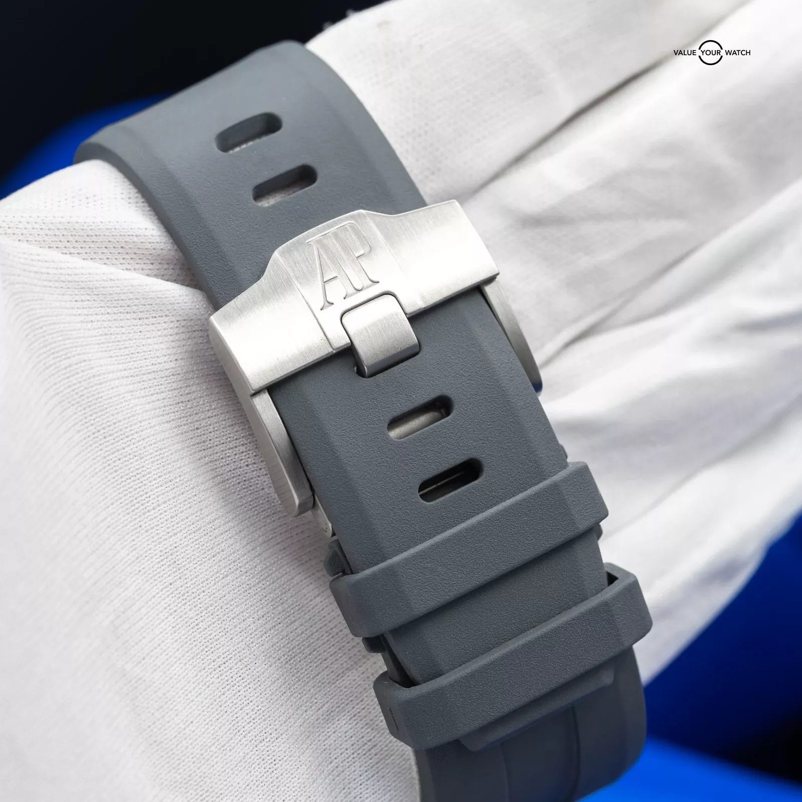 AUDEMARS PIGUET ROYAL OAK OFFSHORE DIVER 15720ST GREY DIAL Box & Papers - Image 12