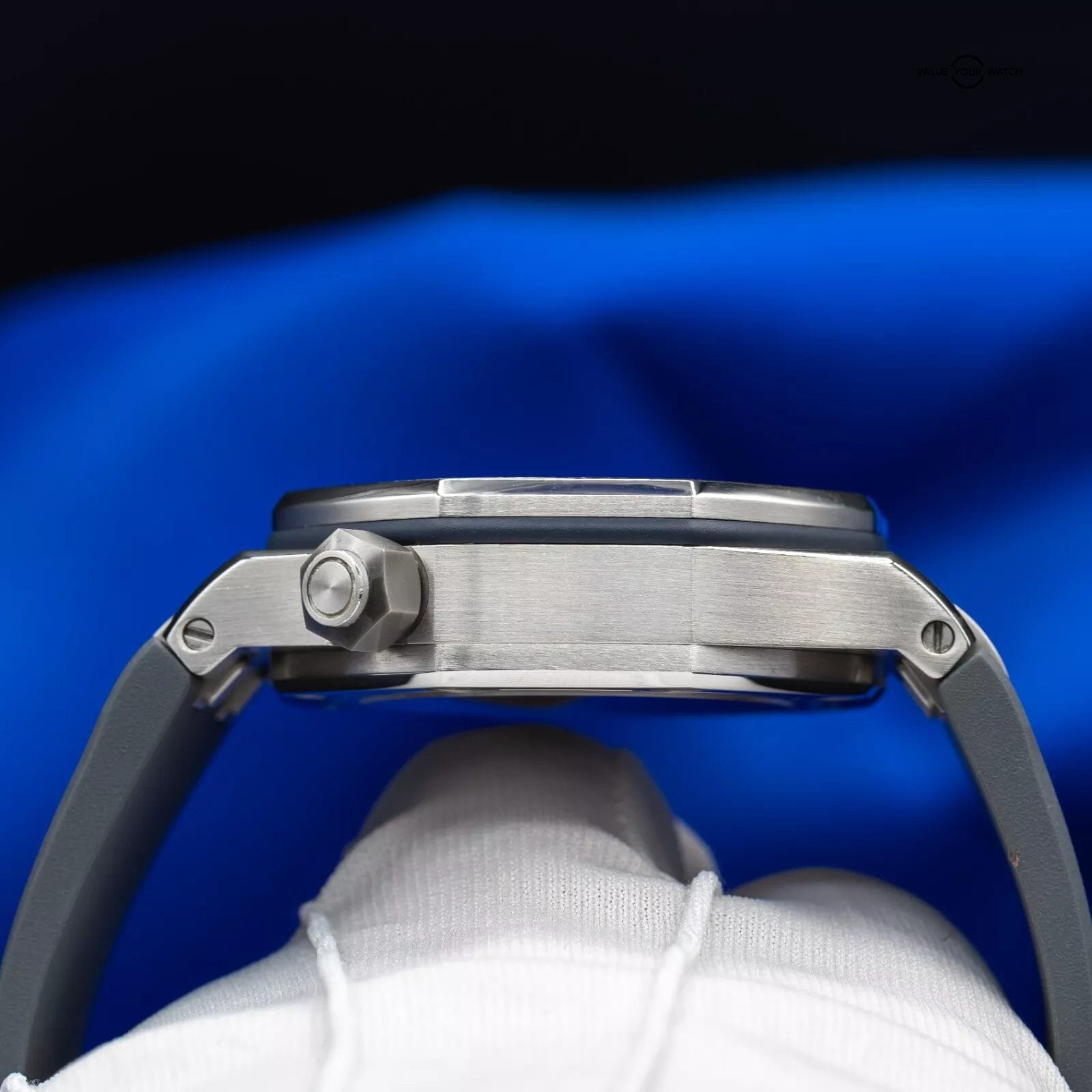 AUDEMARS PIGUET ROYAL OAK OFFSHORE DIVER 15720ST GREY DIAL Box & Papers - Image 14