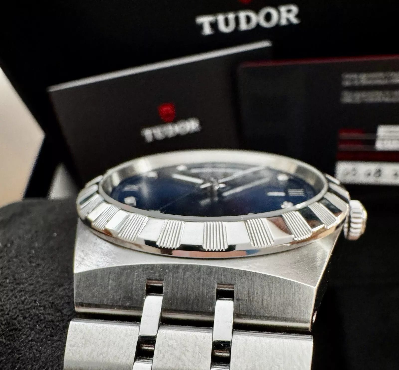 TUDOR Royal Diamond Blue M28600-0006 Full Set - Image 7