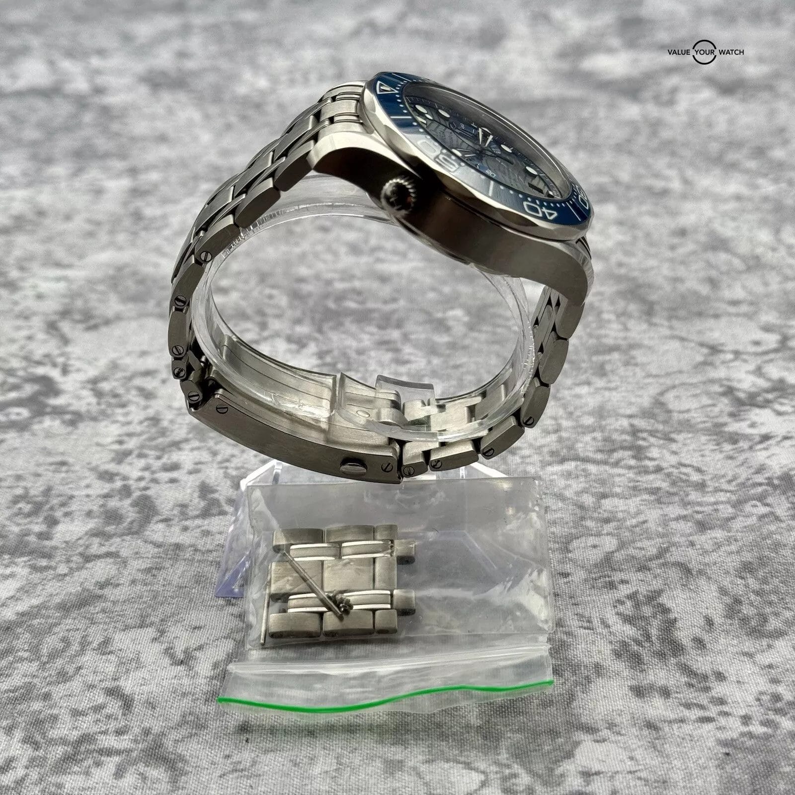 Omega Seamaster Diver 300M Chronograph Blue/Grey Wave Dial - 210.30.44.51.06.001 - Image 4