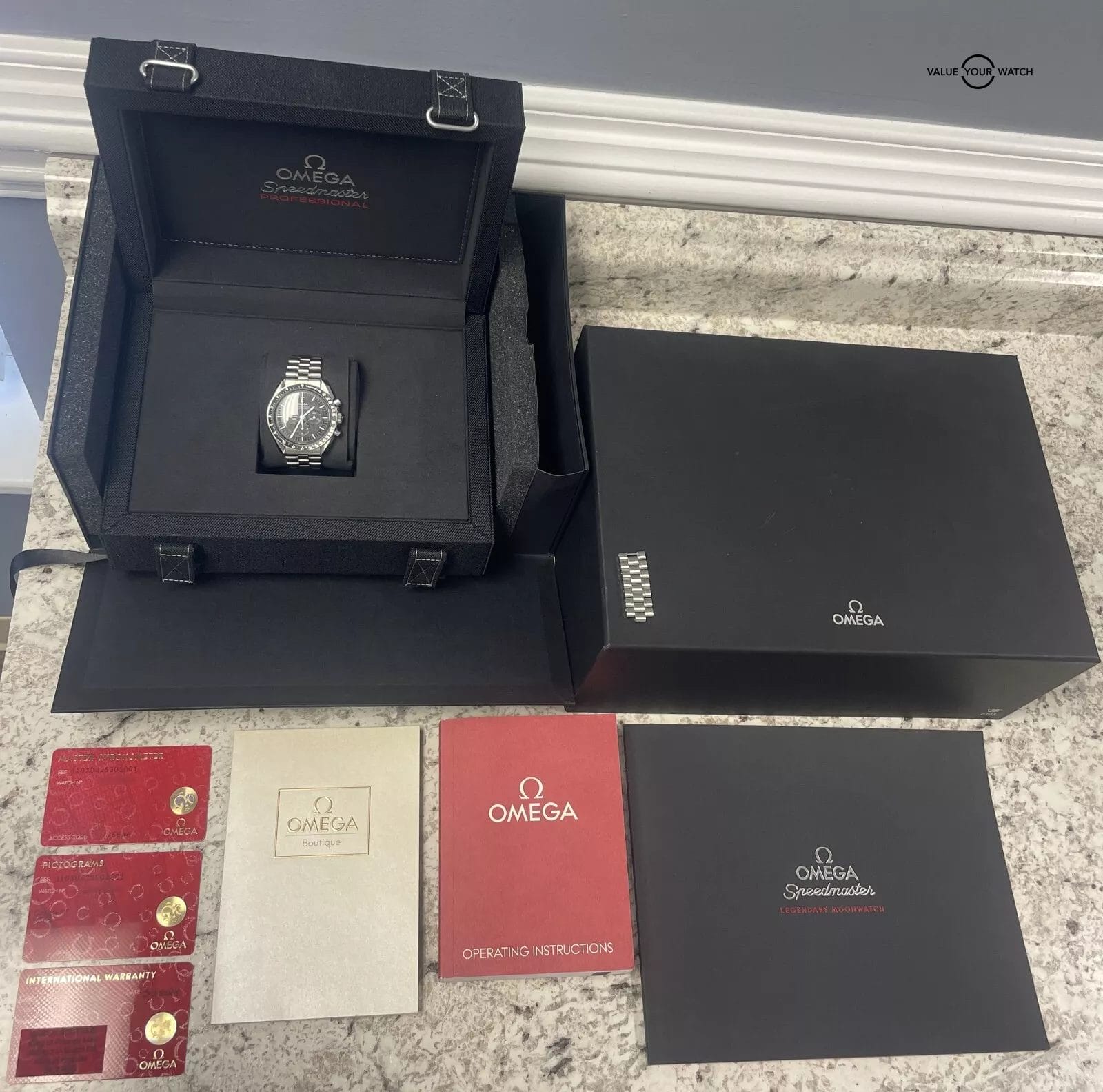 2024 Omega Speedmaster Moonwatch Hesalite 42mm 310.30.42.50.01.001 BOXES/PAPERS! - Image 3