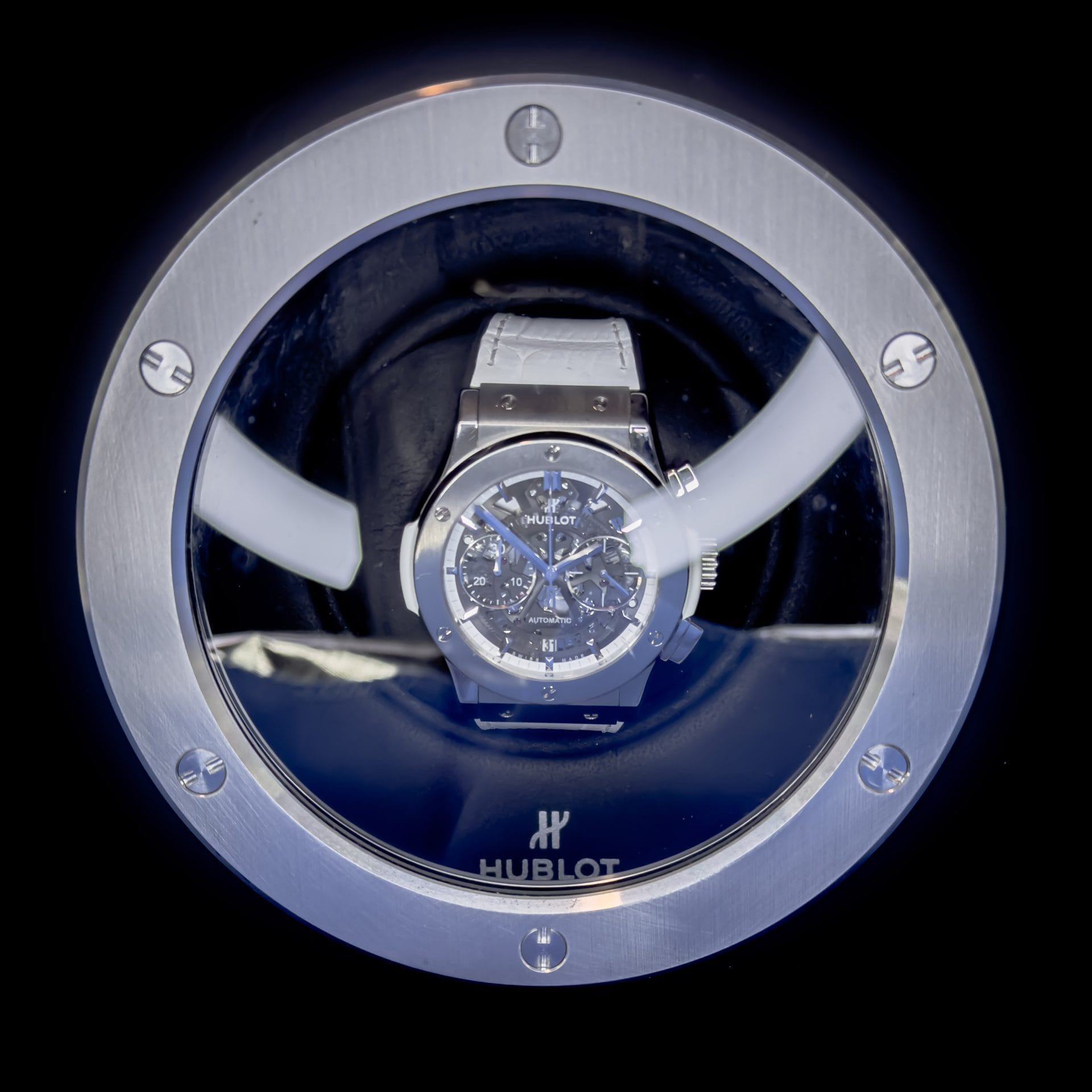 Hublot Classic Fusion Aerofusion Chronograph All White Japan Edition 525.NE.0127.LR 45mm Automatic Sapphire Dial - Image 13