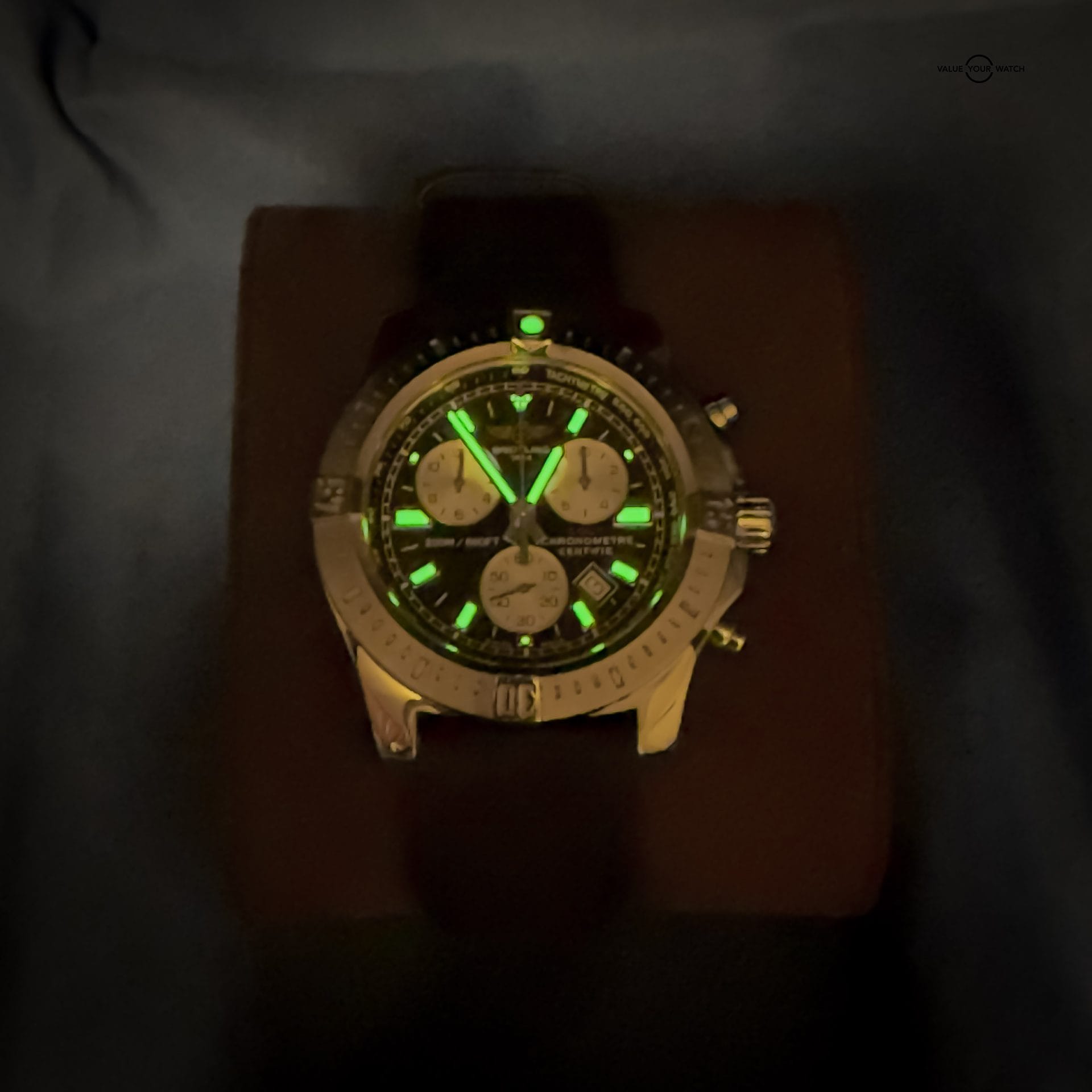 Breitling Colt Chronograph A7338811/BD43 44mm Super Quartz Black Dial - Image 5