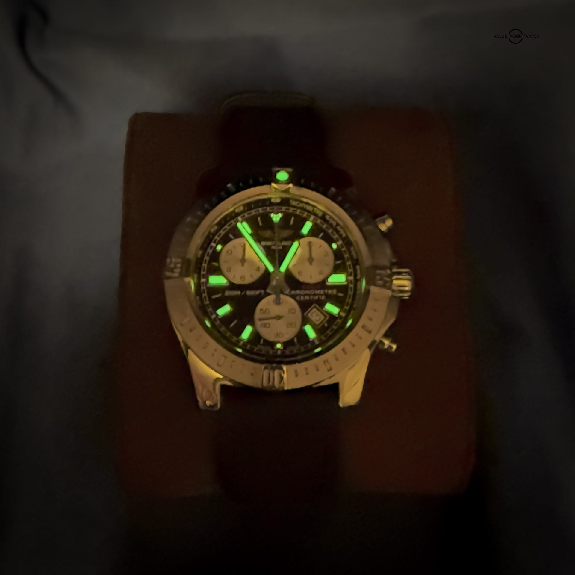 Breitling Colt Chronograph A7338811/BD43 44mm Super Quartz Black Dial - Image 4