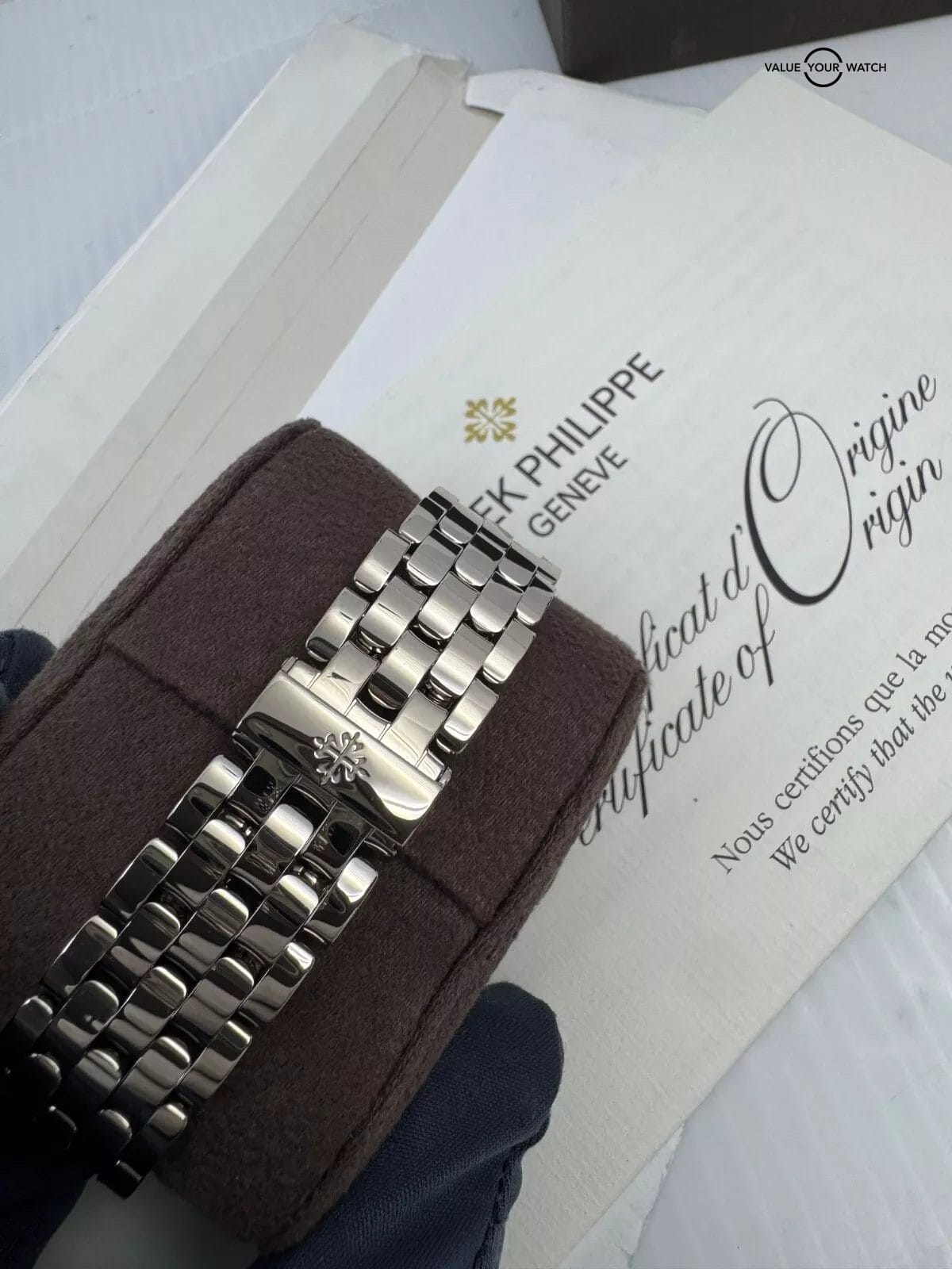 2017 MINT with Papers World Time 18k White Gold on Bracelet 5130/1G-011 Travel - Image 3