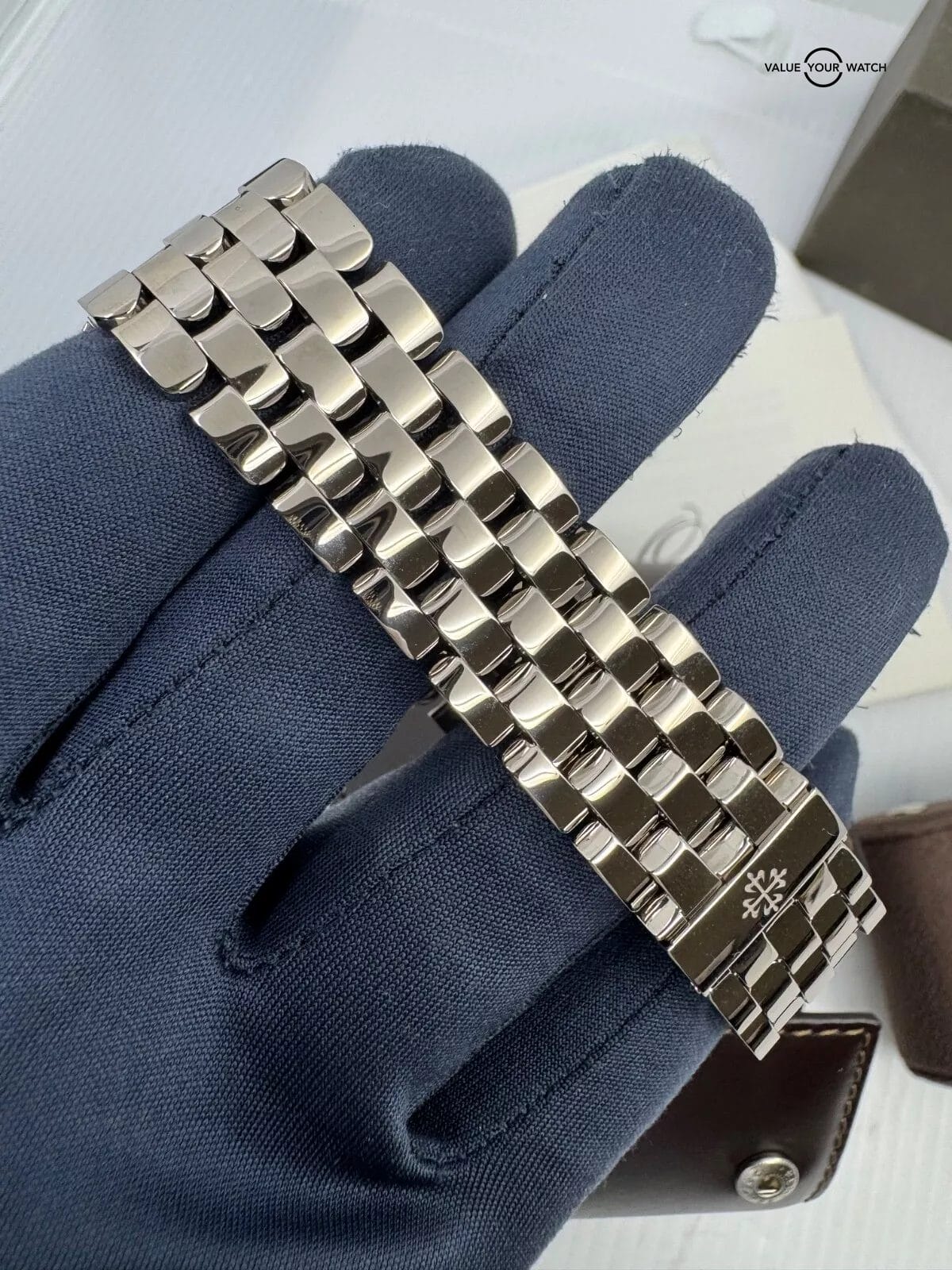 2017 MINT with Papers World Time 18k White Gold on Bracelet 5130/1G-011 Travel - Image 9