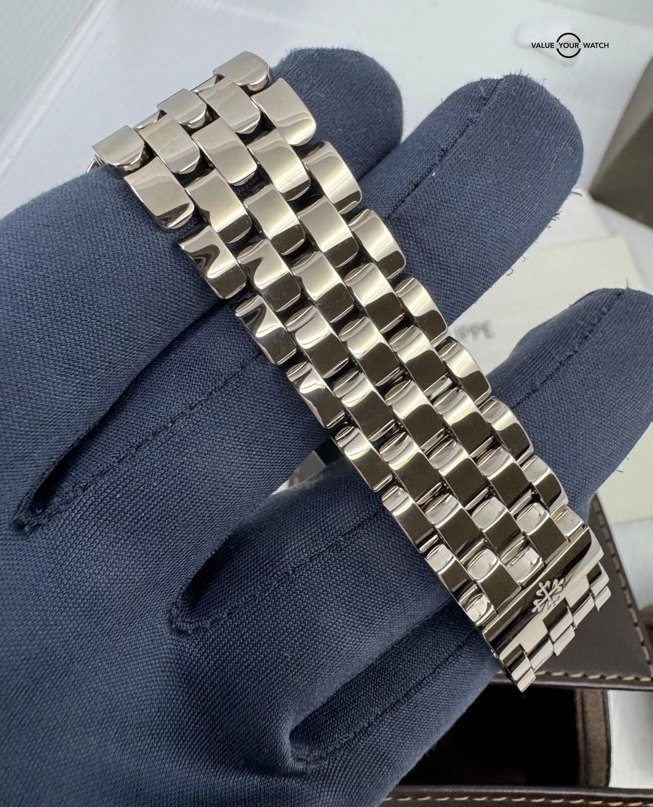 2017 MINT with Papers World Time 18k White Gold on Bracelet 5130/1G-011 Travel - Image 10