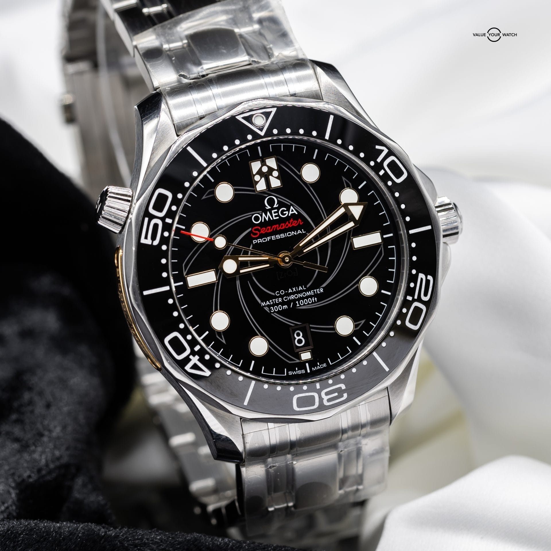 Omega Seamaster Limited Edition "James Bond" 210.22.42.20.01.004