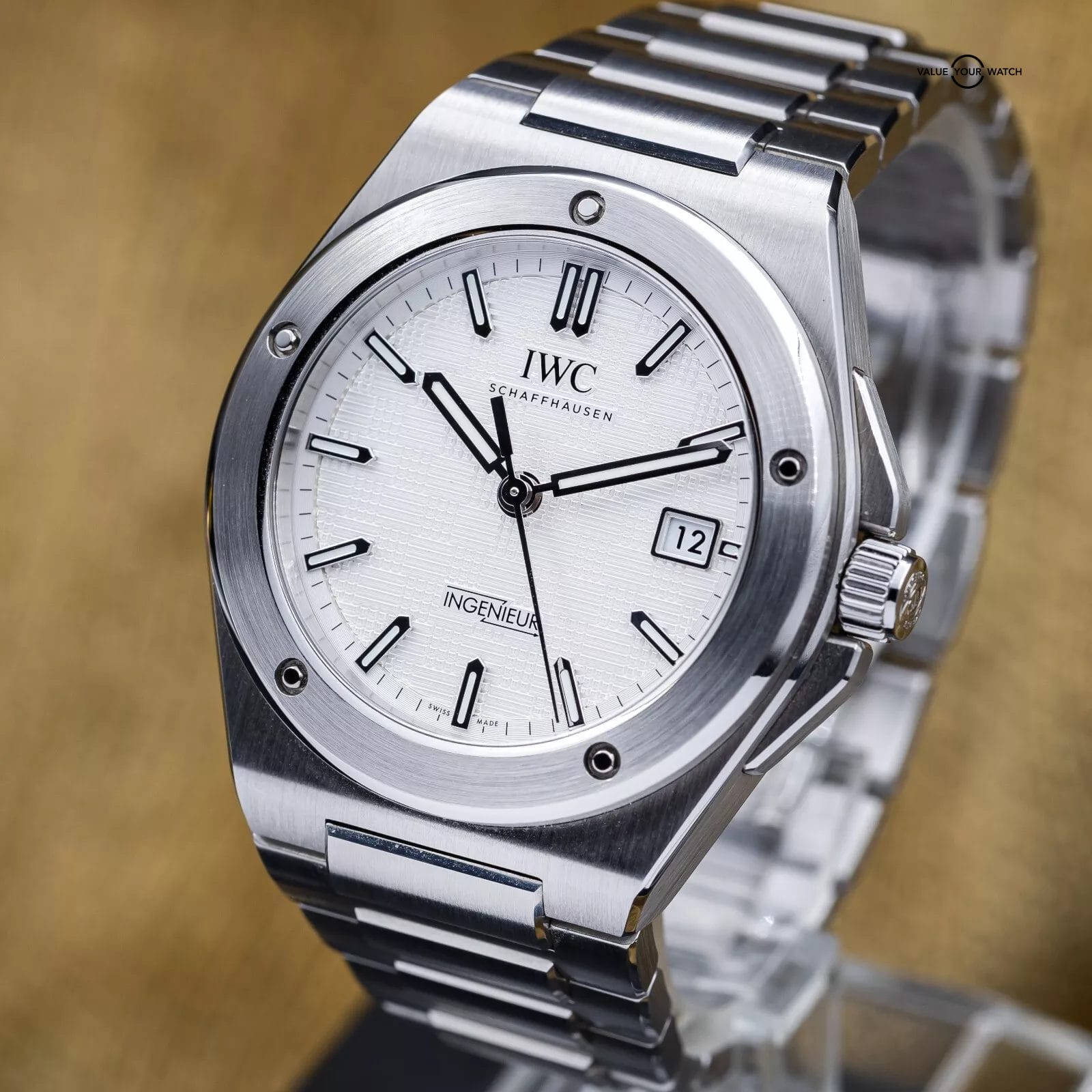 UNWORN 2024 IWC Ingenieur Automatic 40mm Silver White Dial IW328902 - Full Set - Image 16