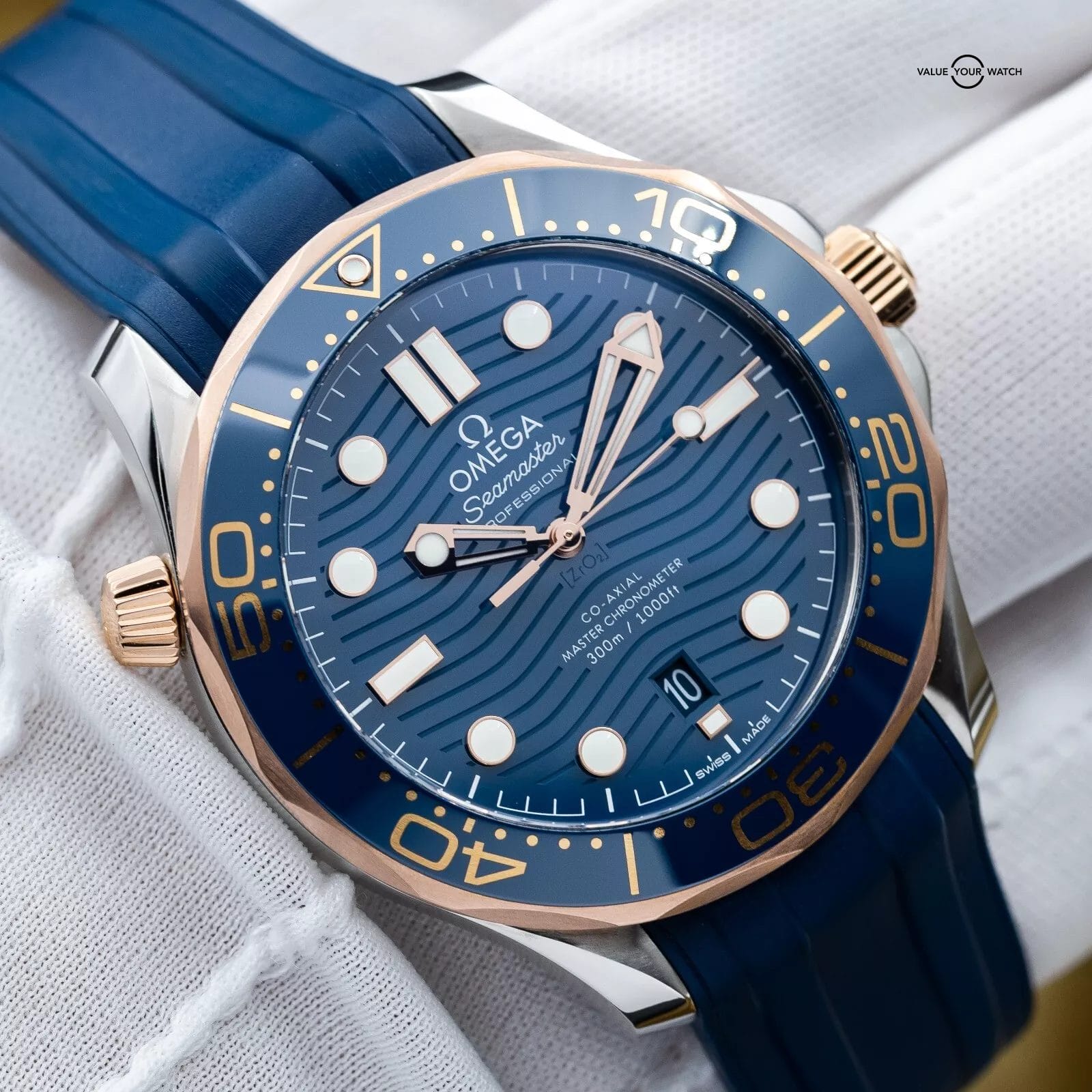Omega Seamaster 300 Professional Two-Tone Sedna Gold 42mm - 210.22.42.20.03.002 - Image 4