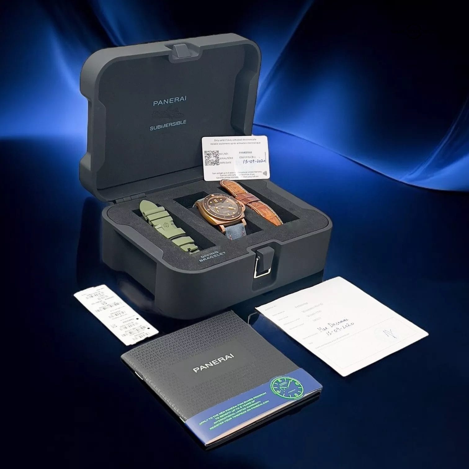 Panerai Submersible "Bronzo" Men's Watch with 3 Straps - PAM00968 - Image 2