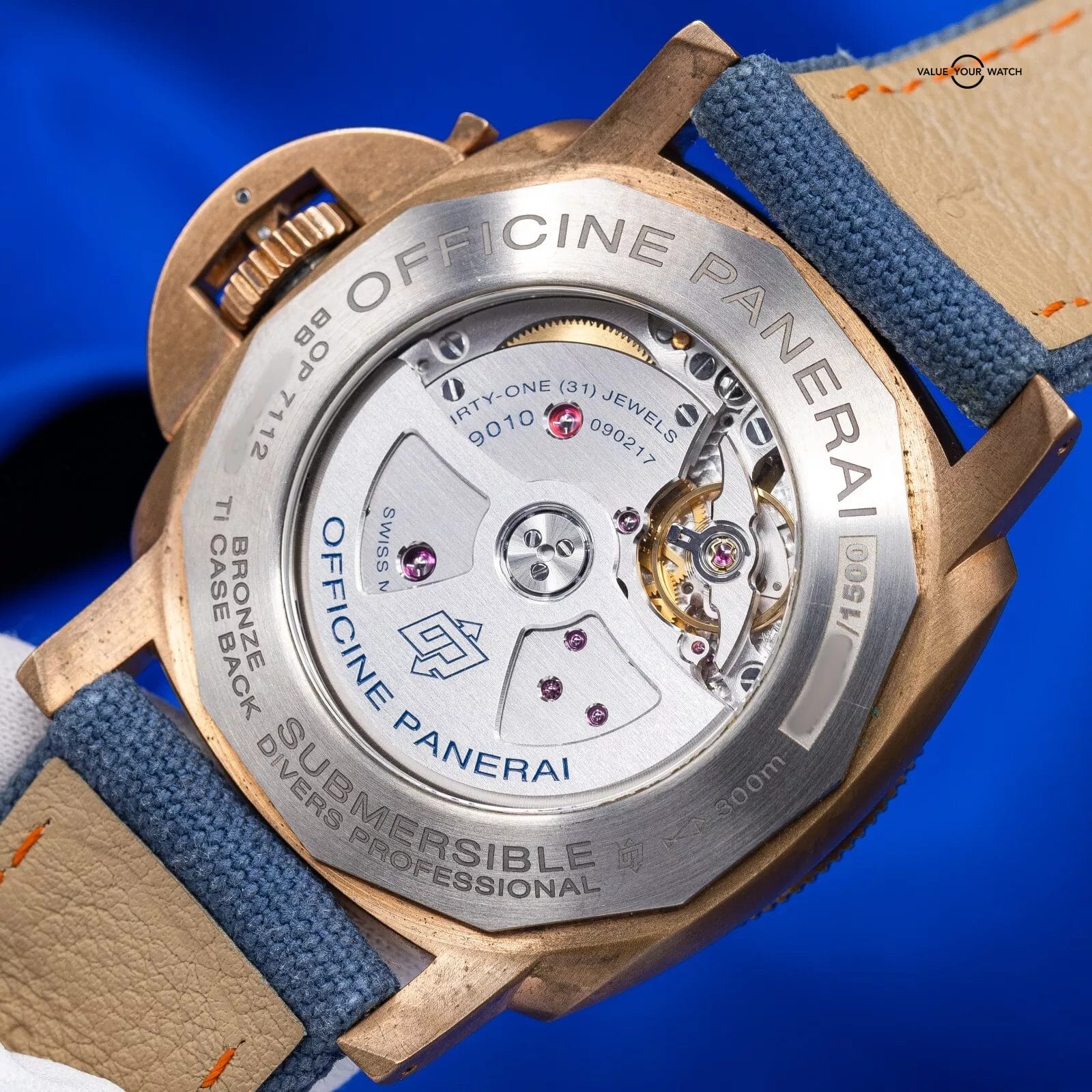 Panerai Submersible "Bronzo" Men's Watch with 3 Straps - PAM00968 - Image 3