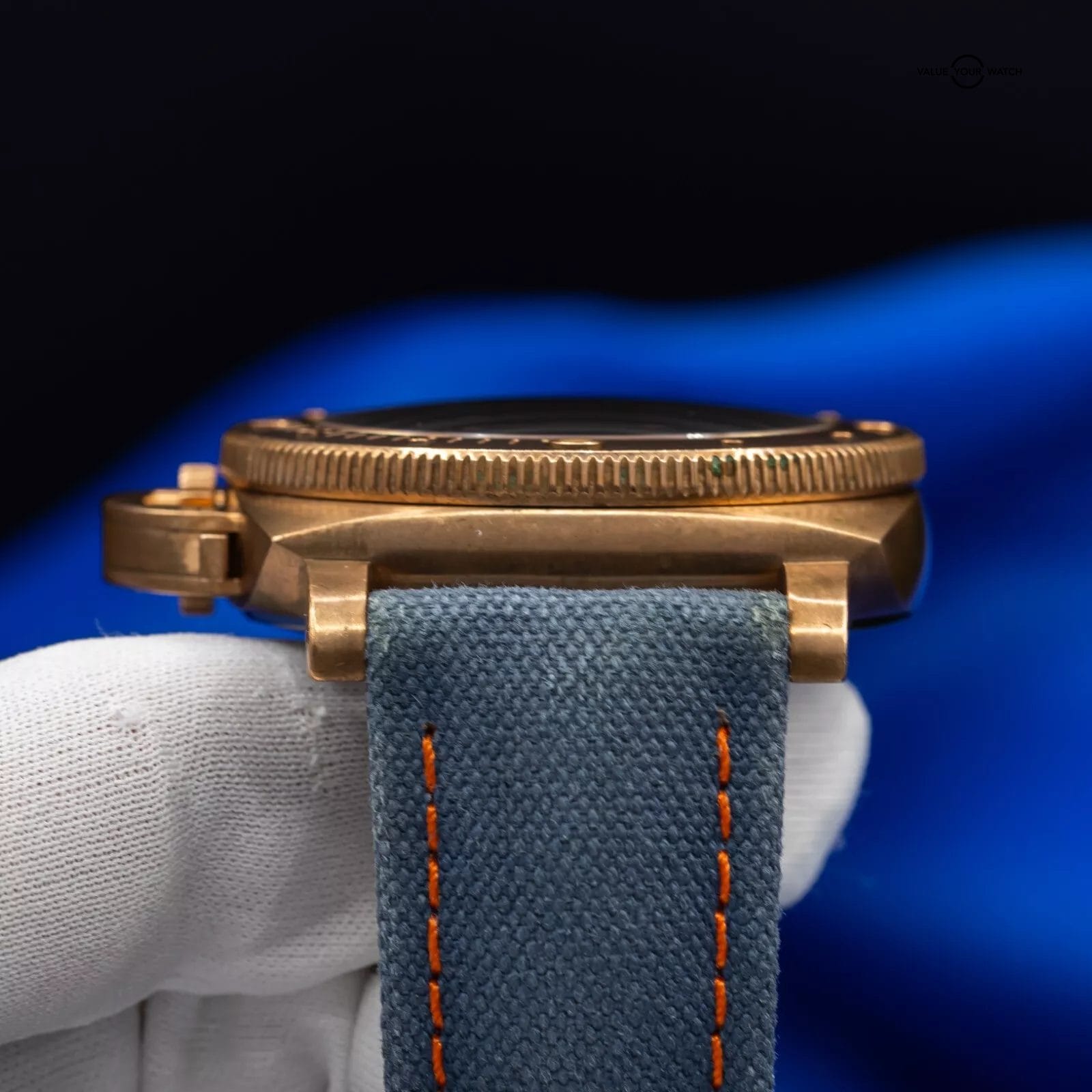 Panerai Submersible "Bronzo" Men's Watch with 3 Straps - PAM00968 - Image 8