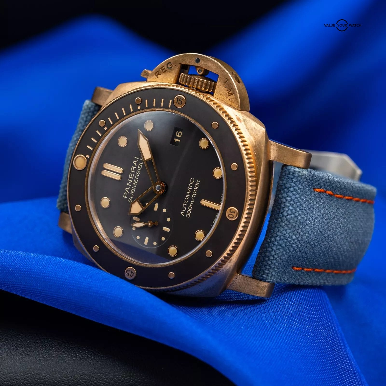 Panerai Submersible "Bronzo" Men's Watch with 3 Straps - PAM00968 - Image 13