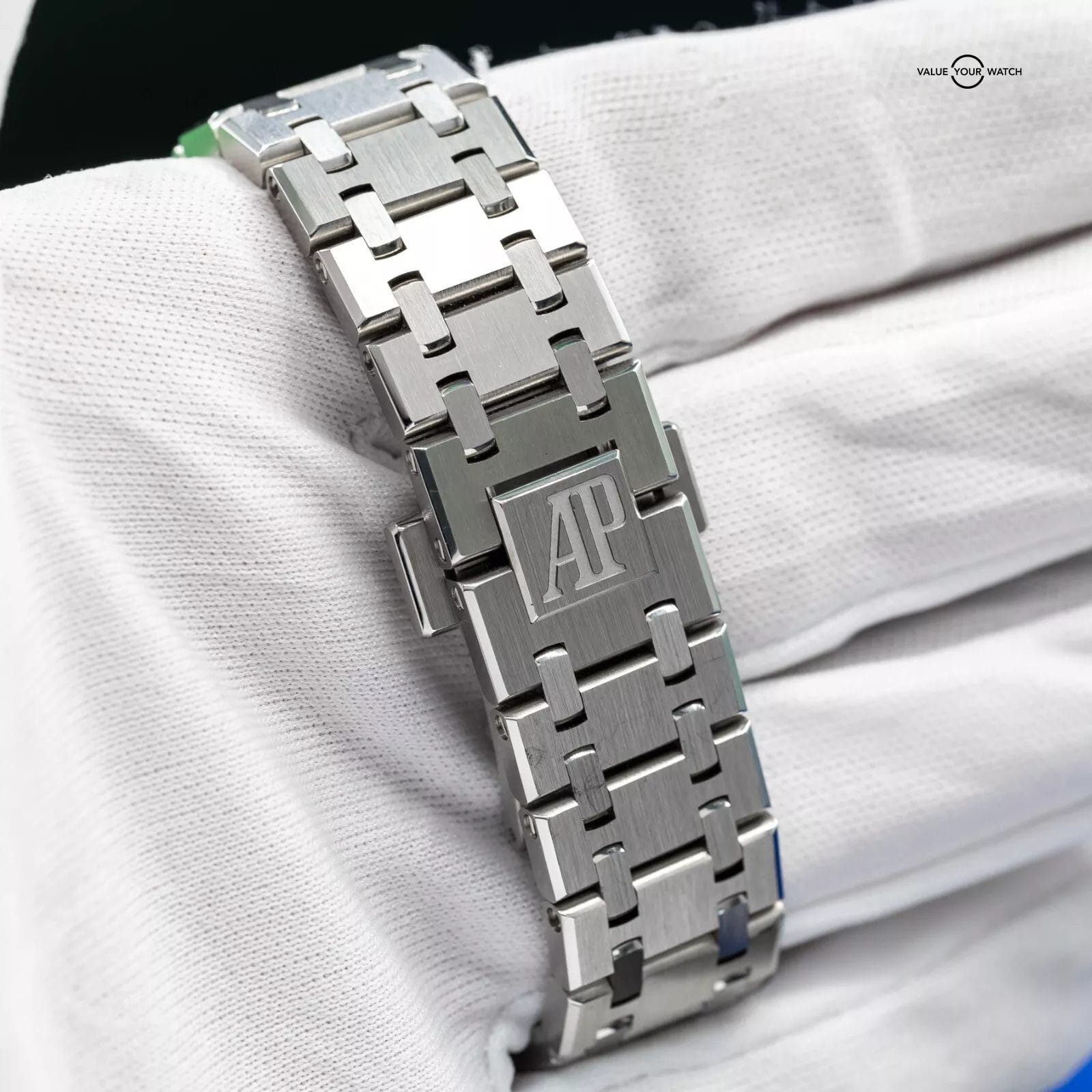 Audemars Piguet Ladies Royal Oak 33mm Black Dial 67650ST.00.1261ST.01 Box&Papers - Image 14