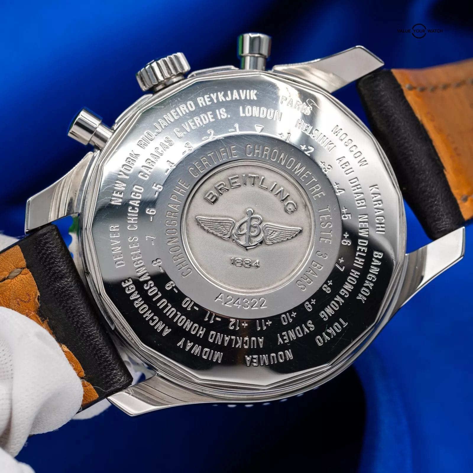 Breitling Navitimer World Chronograph GMT Men's Black Watch - A24322 - Image 7