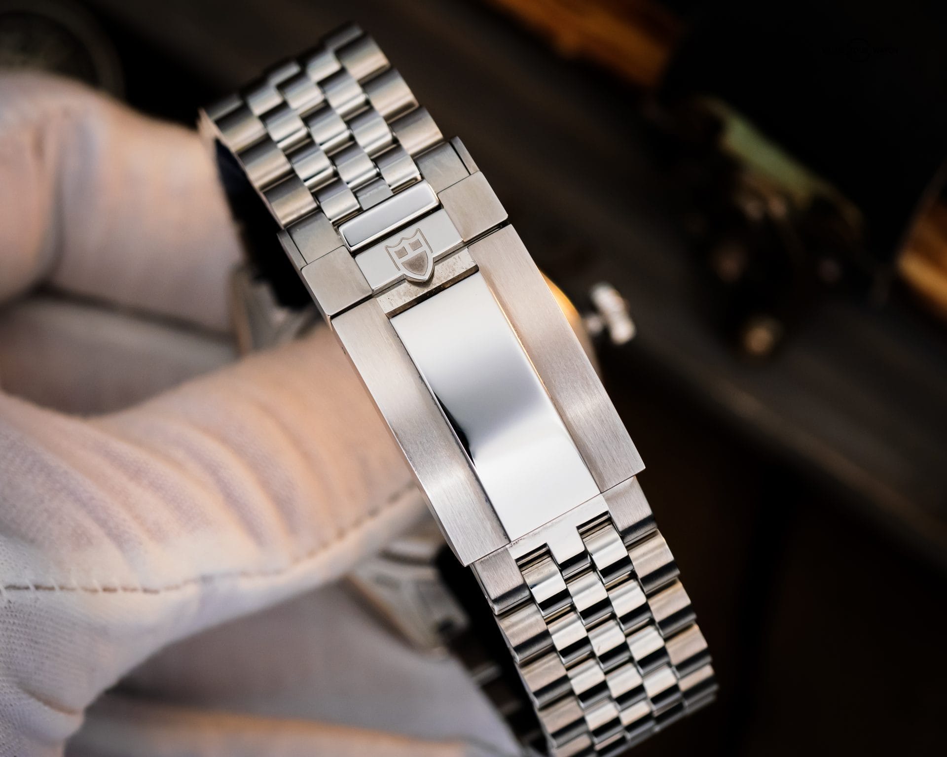 UNWORN Tudor Black Bay 39mm Steel Watch Anthracite Dial – BOX & PAPERS – M79660 - Image 7