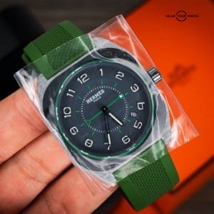 UNWORN Hermes H08 Green 39mm Automatic Glass Fiber Watch – BOX & PAPERS