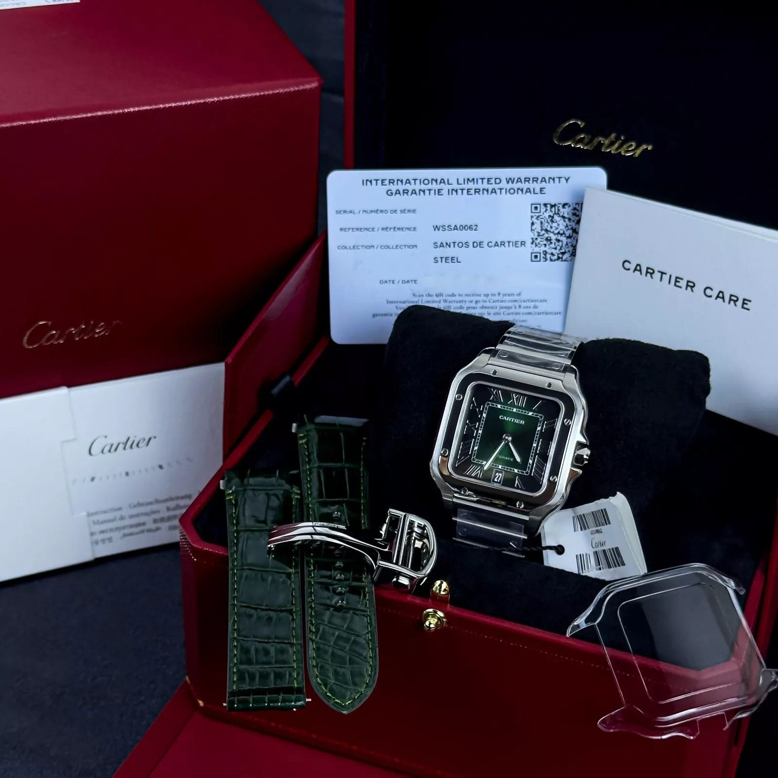 2025 Cartier Santos Large Green Dial WSSA0062 – Complete set Box & Papers 39.8mm - Image 4