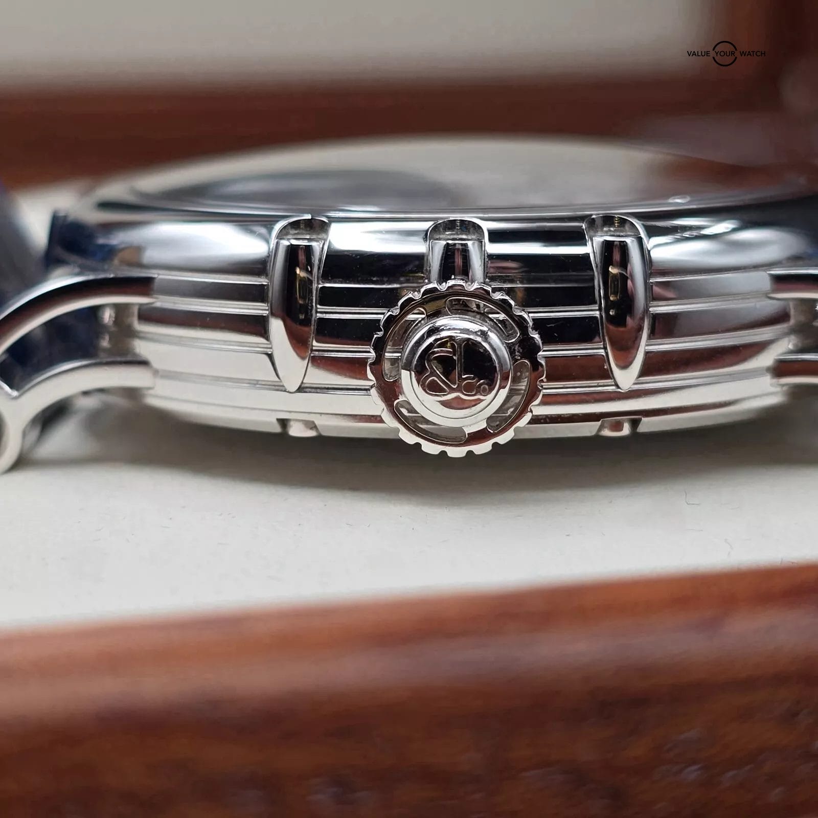 Jacob & Co. V2 Piece Unique, white gold,Manhattan Boutique special creation - Image 5