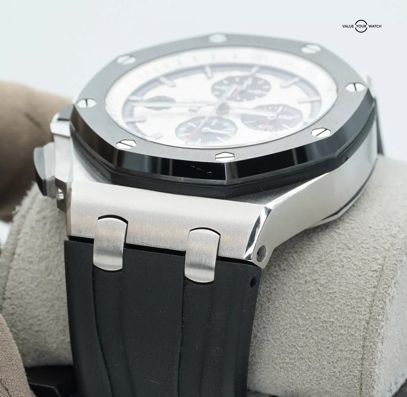 Audemars Piguet Royal Oak Offshore 26400SO 44mm Black Ceramic Panda Chronograph! - Image 11