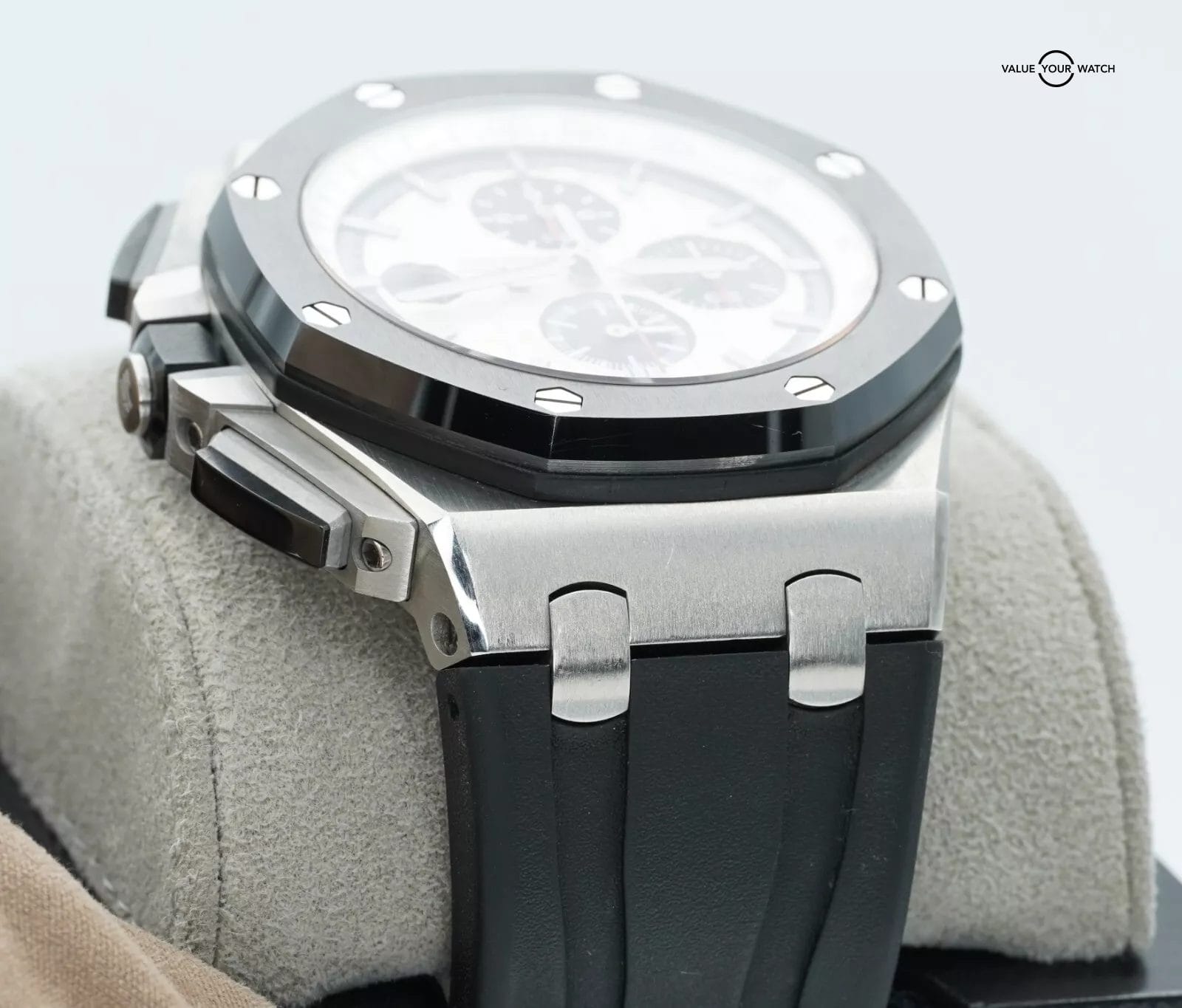 Audemars Piguet Royal Oak Offshore 26400SO 44mm Black Ceramic Panda Chronograph! - Image 12