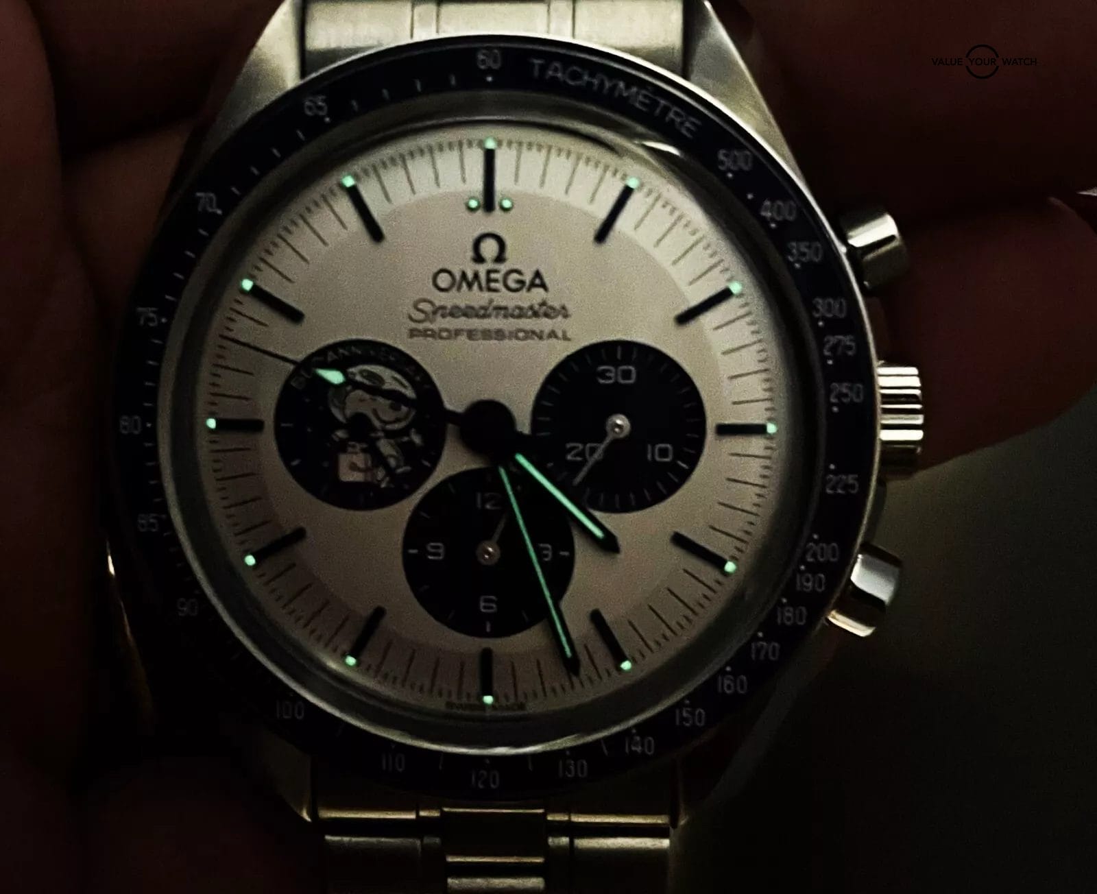 2023 Omega Speedmaster “SNOOPY” 50th Anniversary 310.32.42.50.02.001 BOXES/CARDS - Image 9