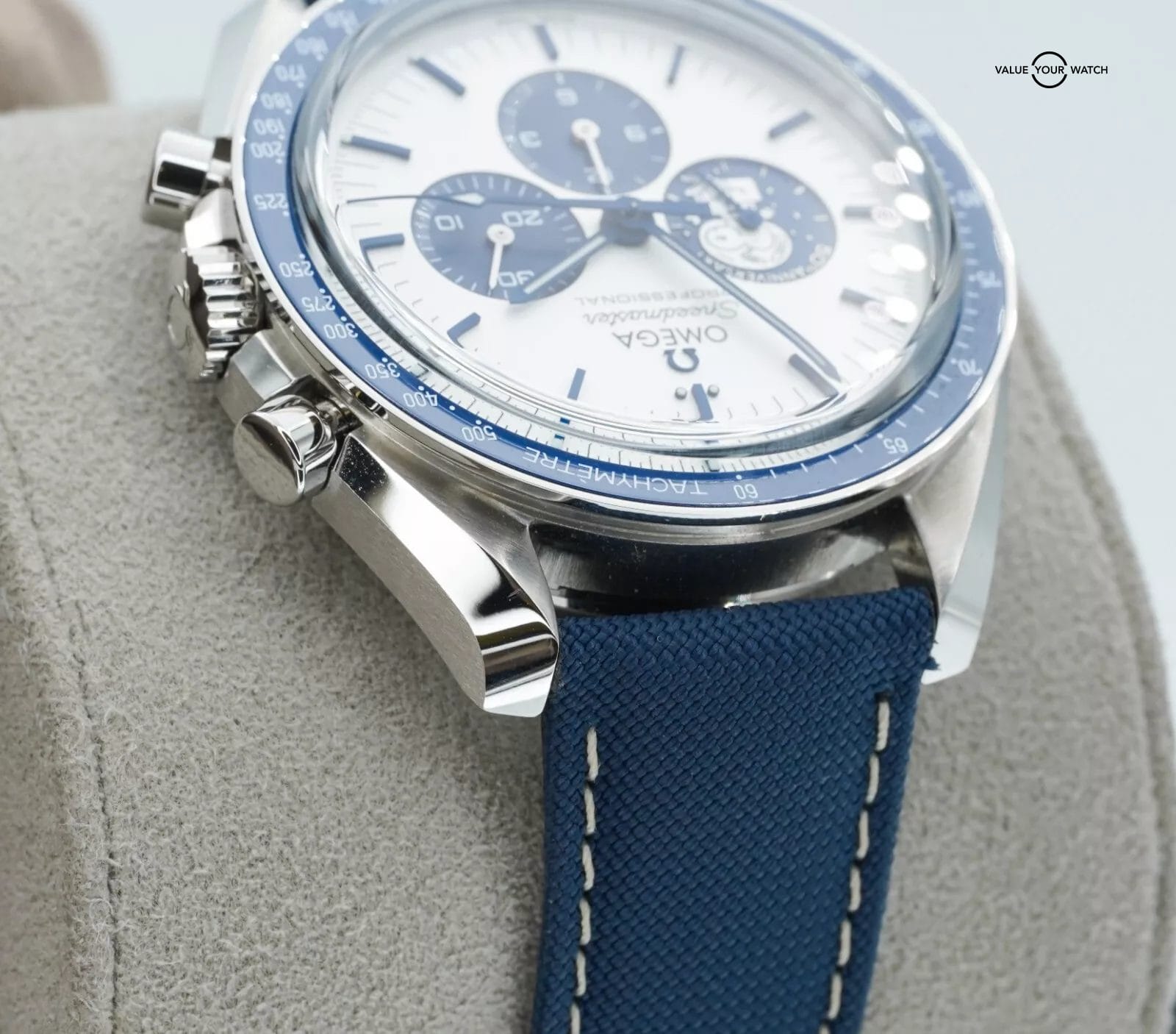 2023 Omega Speedmaster “SNOOPY” 50th Anniversary 310.32.42.50.02.001 BOXES/CARDS - Image 13