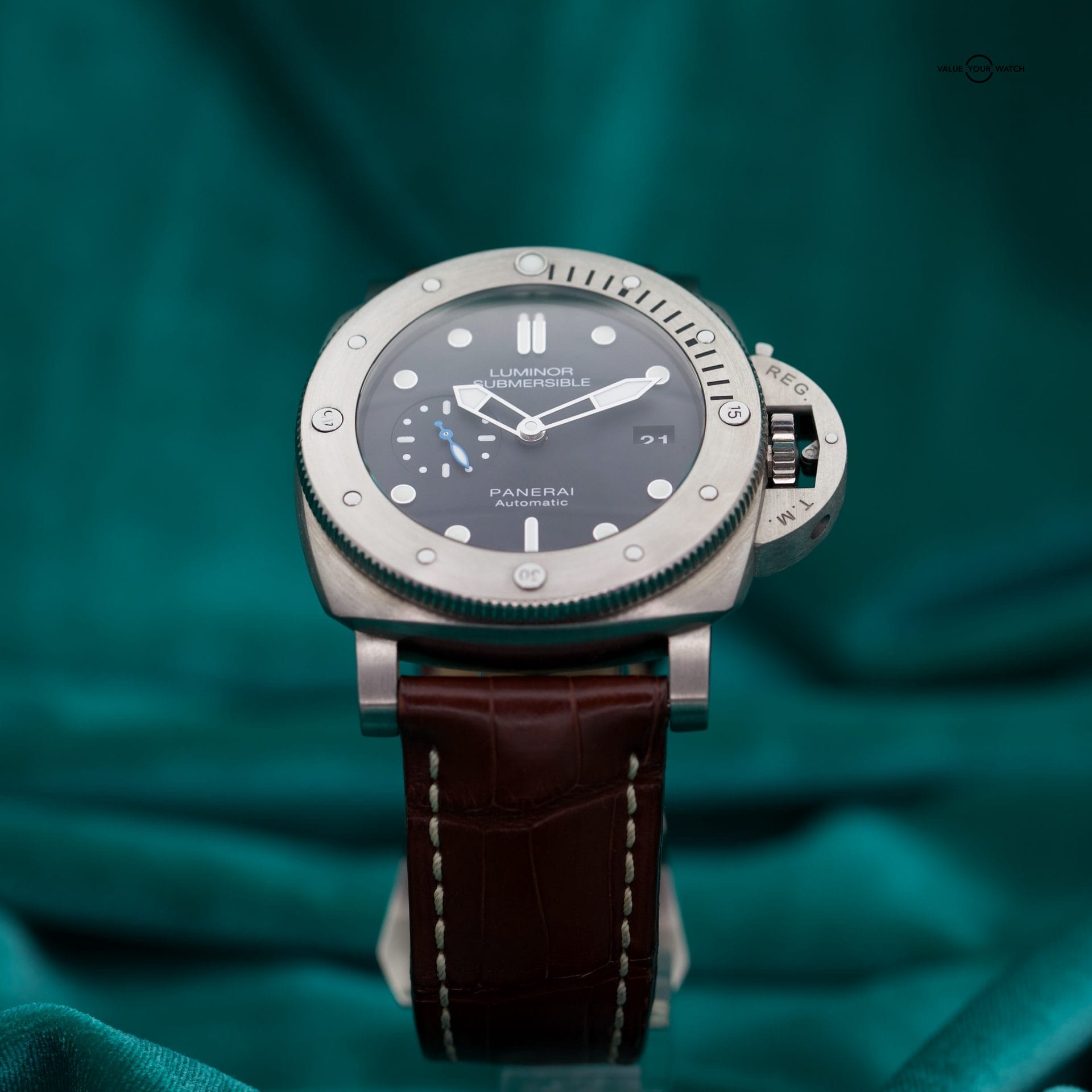 PANERAI LUMINOR SUBMERSIBLE 1950 YEAR: 2019 FULL BOX AND PAPERS - Image 3