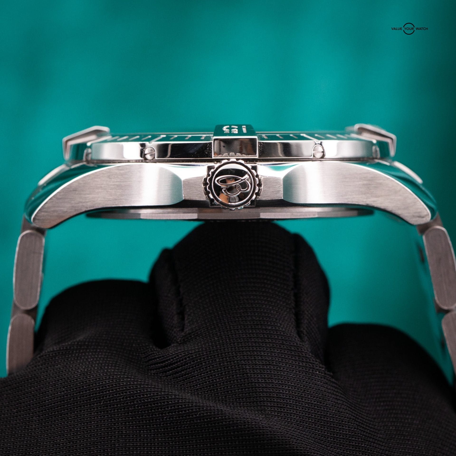 BREITLING AVENGER YEAR: 2022 FULL BOX AND PAPERS - Image 8