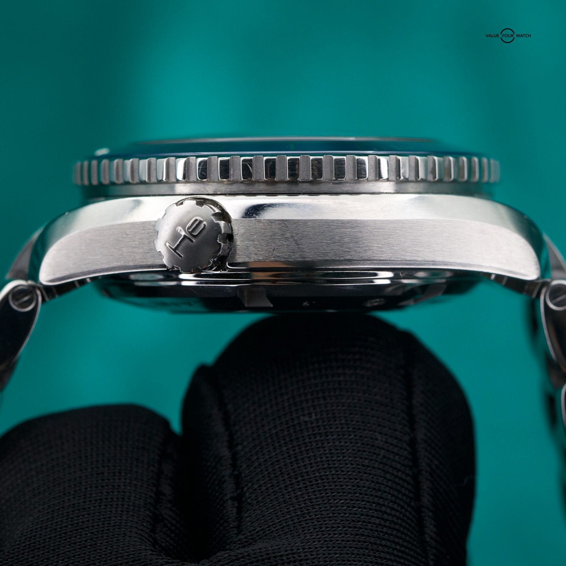 OMEGA SEAMASTER PLANETOCEAN YEAR: 2015 FULL BOX AND WARRANTY/ PICTOGRAM CARD - Image 9