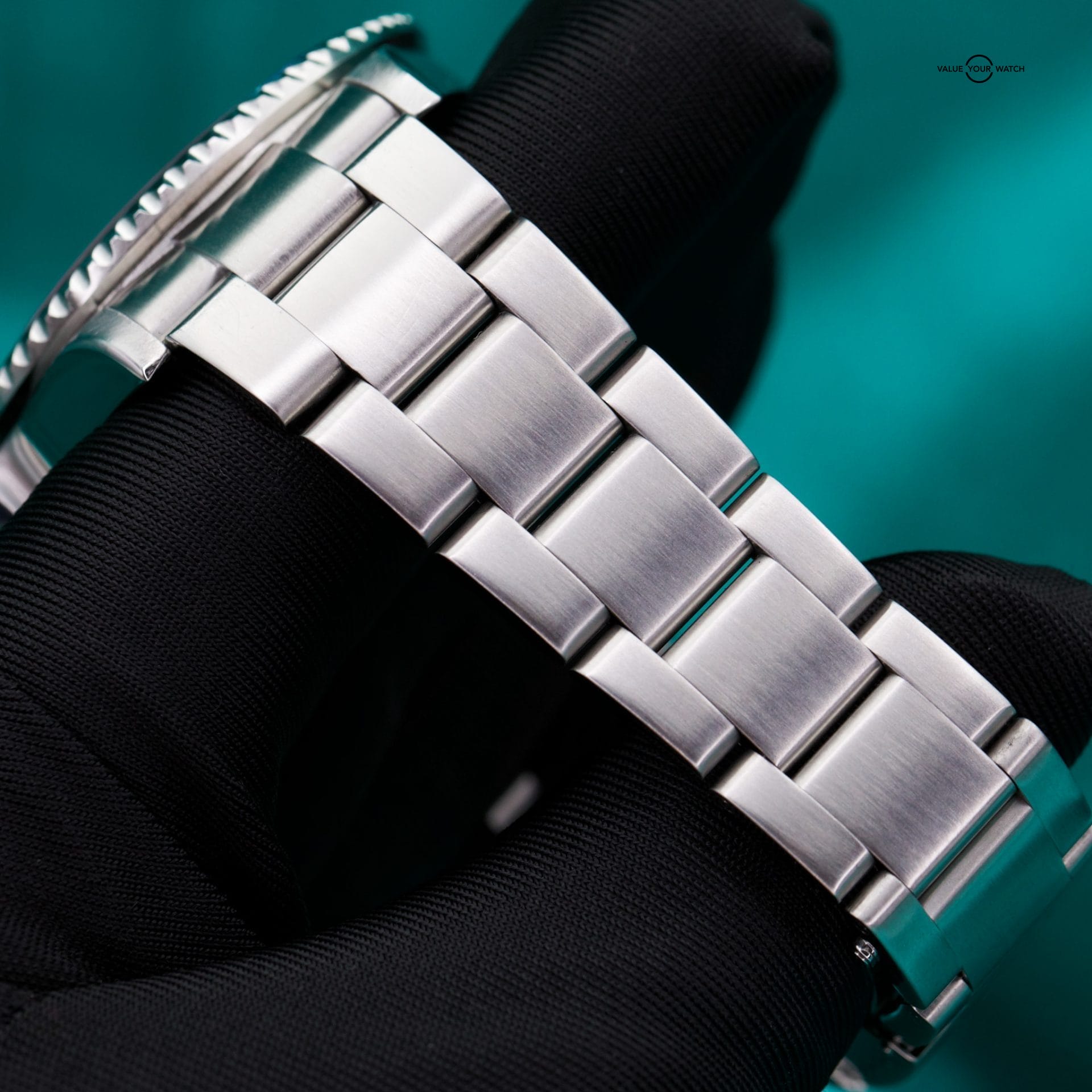 Rolex GMT Master II “PEPSI” YEAR: 2005 FULL BOX AND FULL PAPER - Image 9