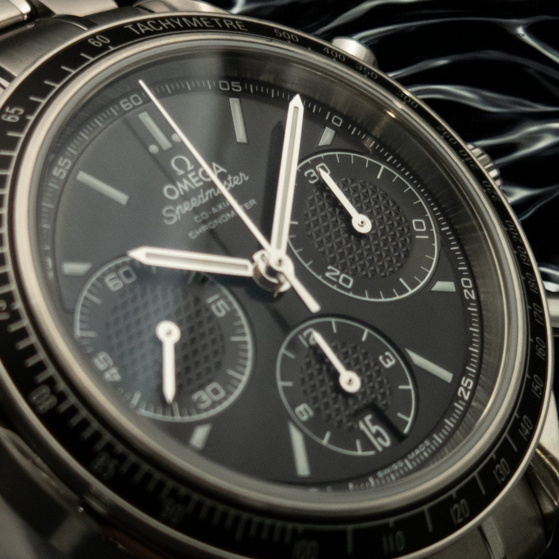 OMEGA Speedmaster Racing - 2021 - 326.30.40.50.01.001 - Image 4