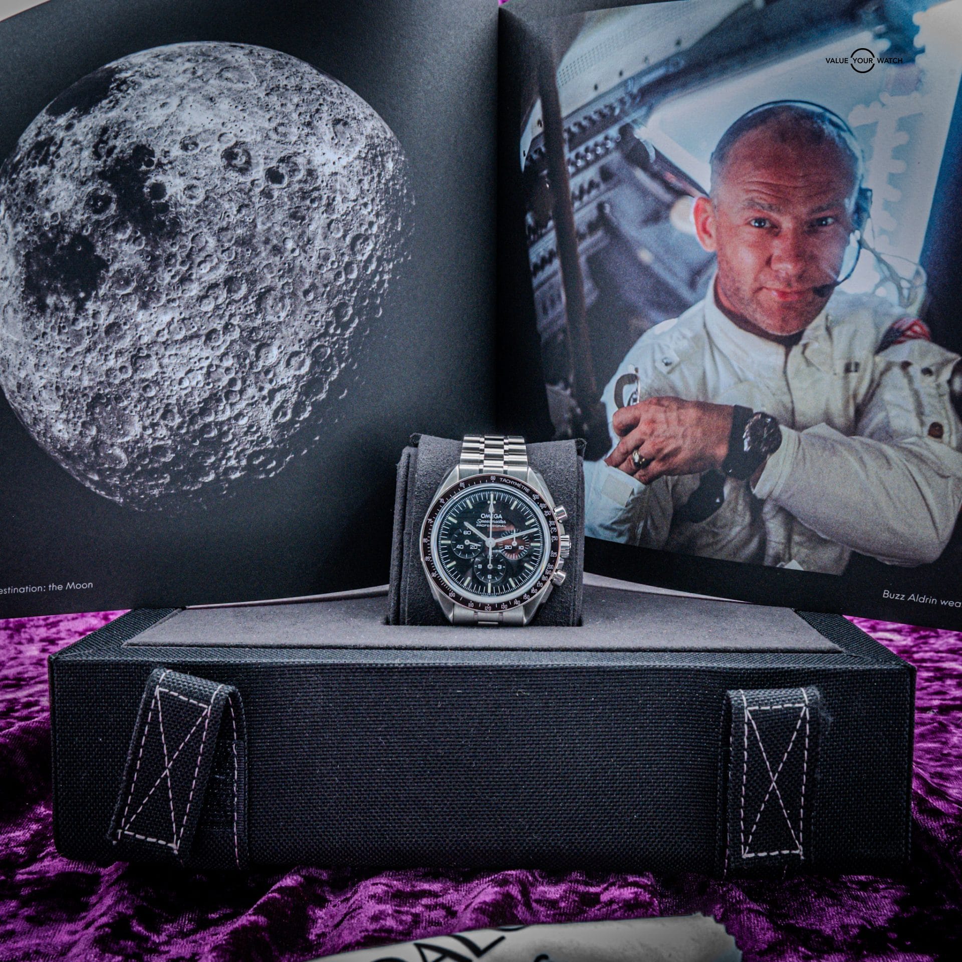 Omega Speedmaster Moonwatch Sapphire Sandwich 310.30.42.50.01.002 FULL SET (2018) - Image 2