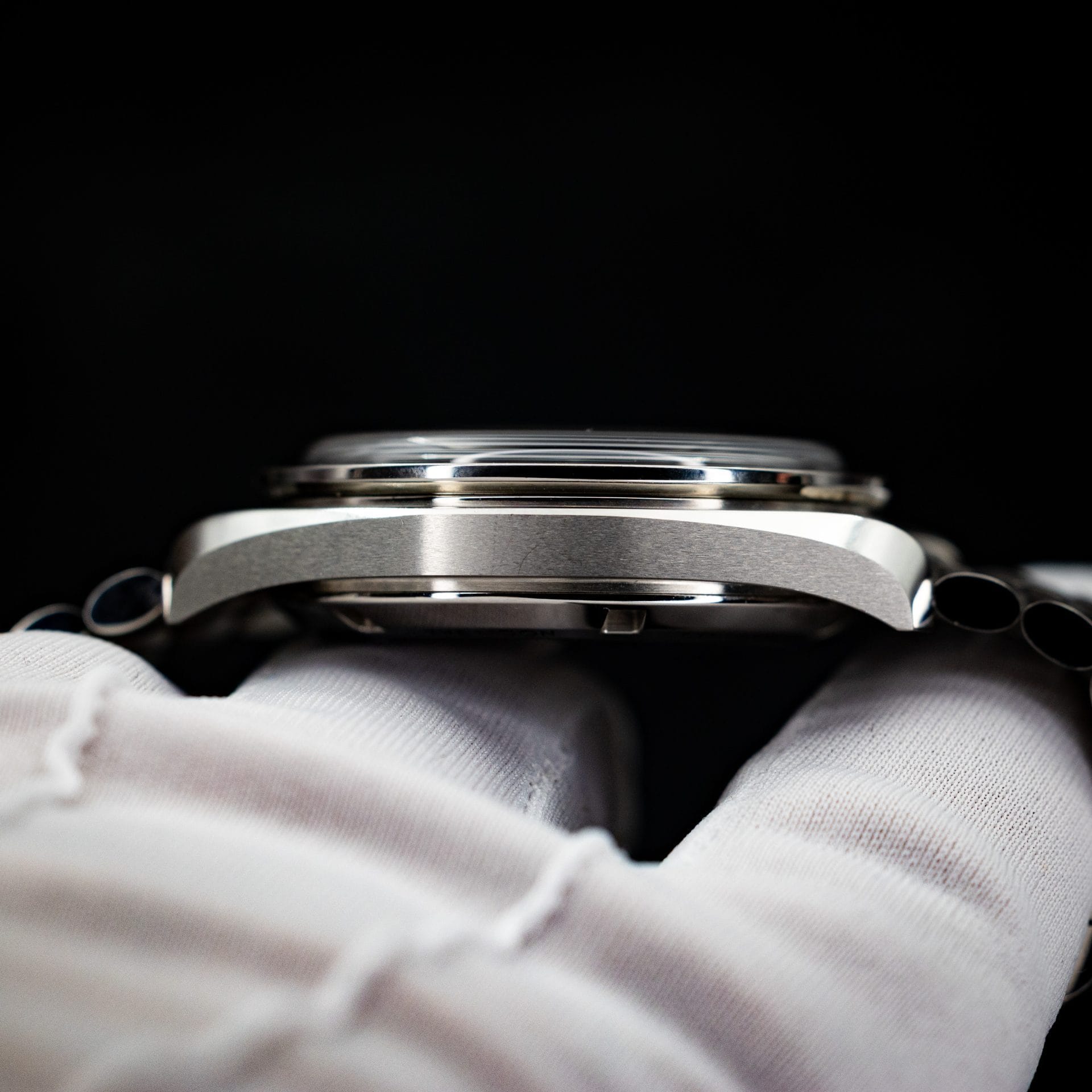 Omega Speedmaster Moonwatch Sapphire Sandwich 310.30.42.50.01.002 FULL SET (2018) - Image 8