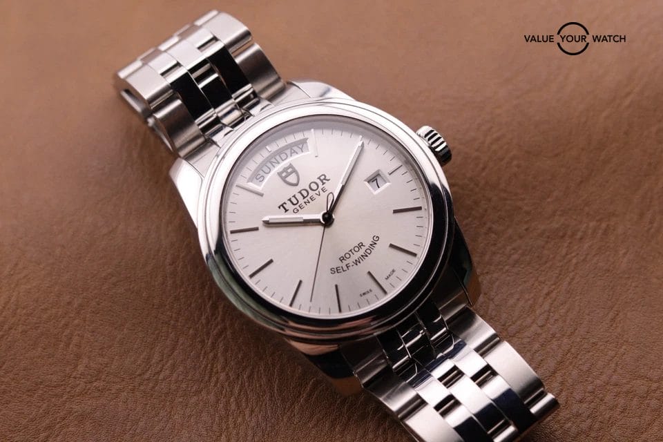 Tudor Glamour Date-Day Stainless Steel Silver Dial 39mm Automatic Men’s 56000 - Image 4