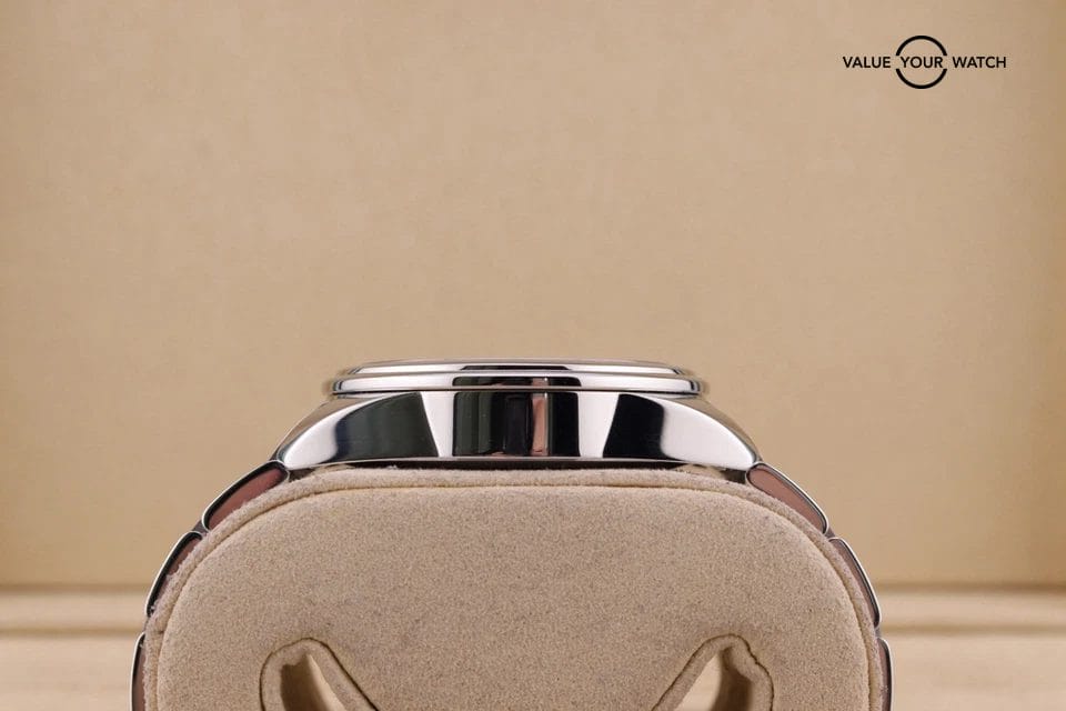 Tudor Glamour Date-Day Stainless Steel Silver Dial 39mm Automatic Men’s 56000 - Image 10